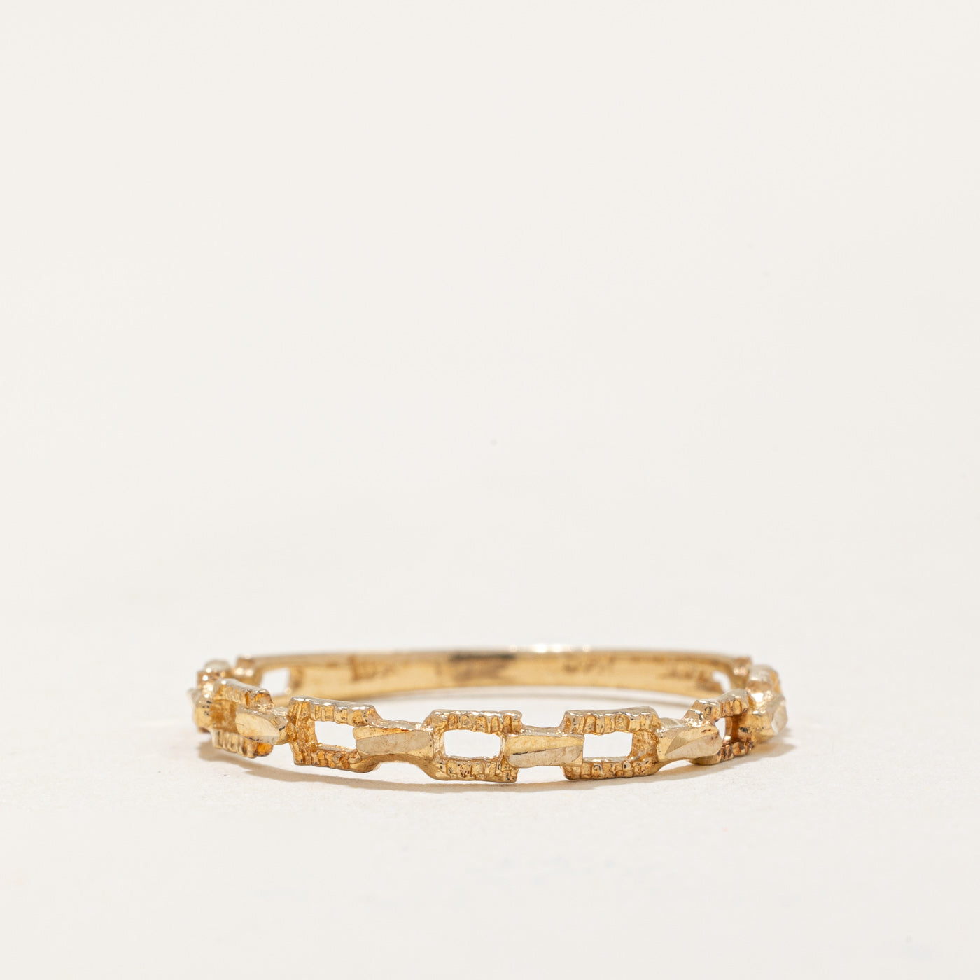 Bague à maillons en or jaune 10 carats | Taille 6,25 |