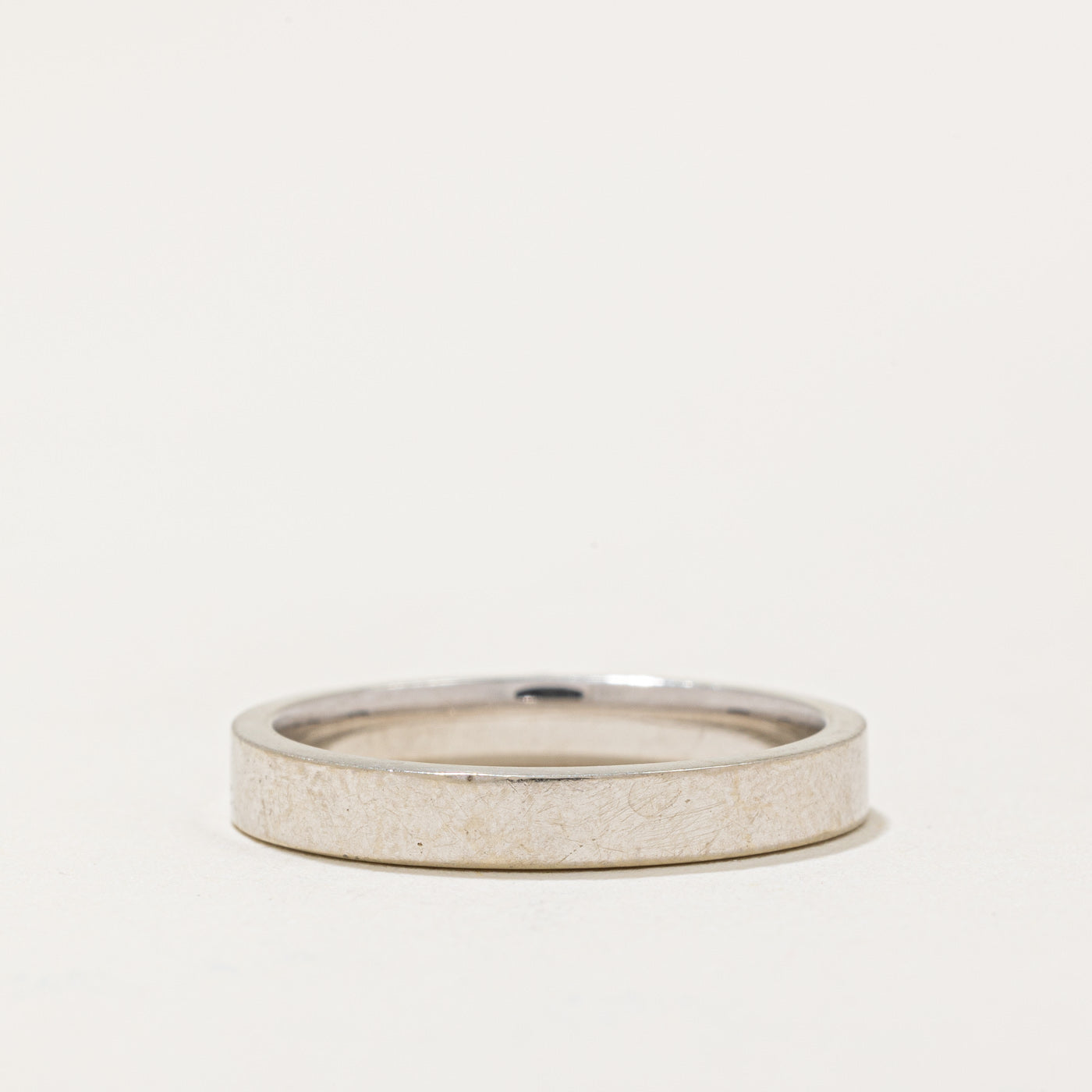 14k White Gold Band | SZ 6.75 |