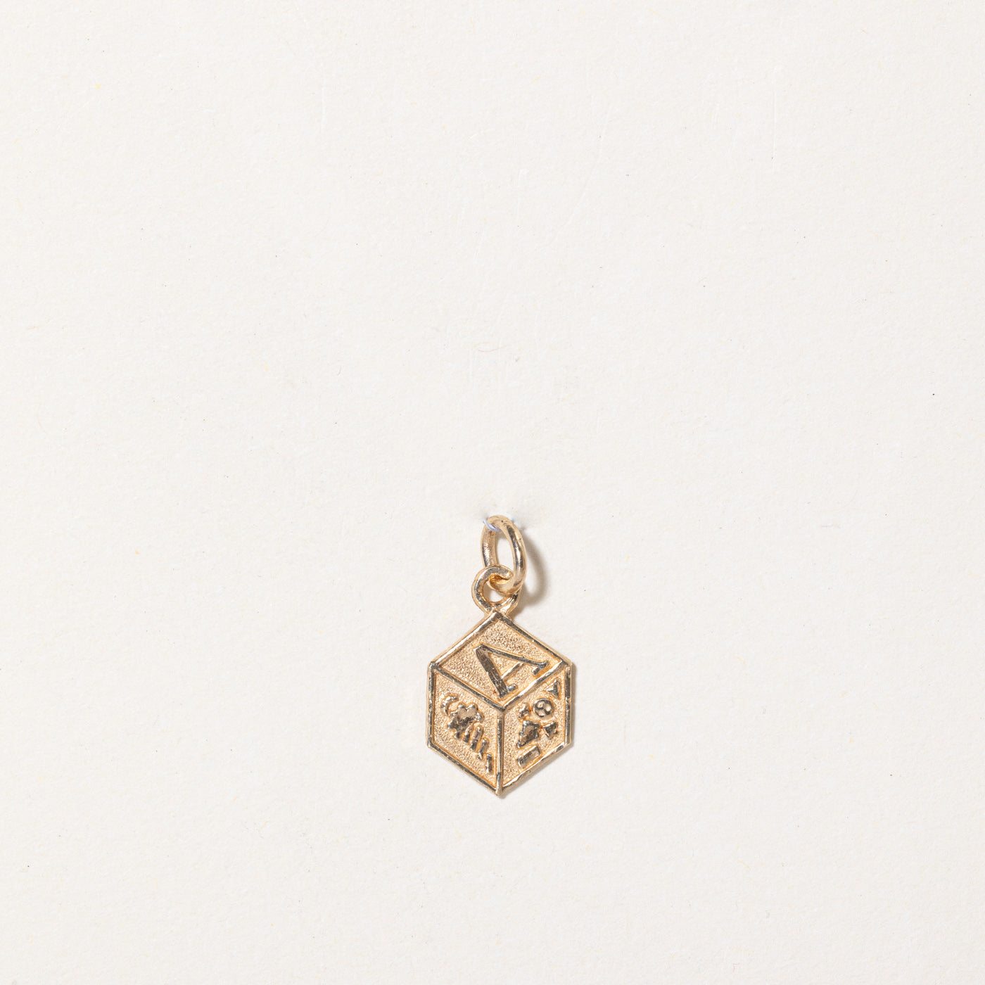 Breloque en or jaune 10 carats pour enfant