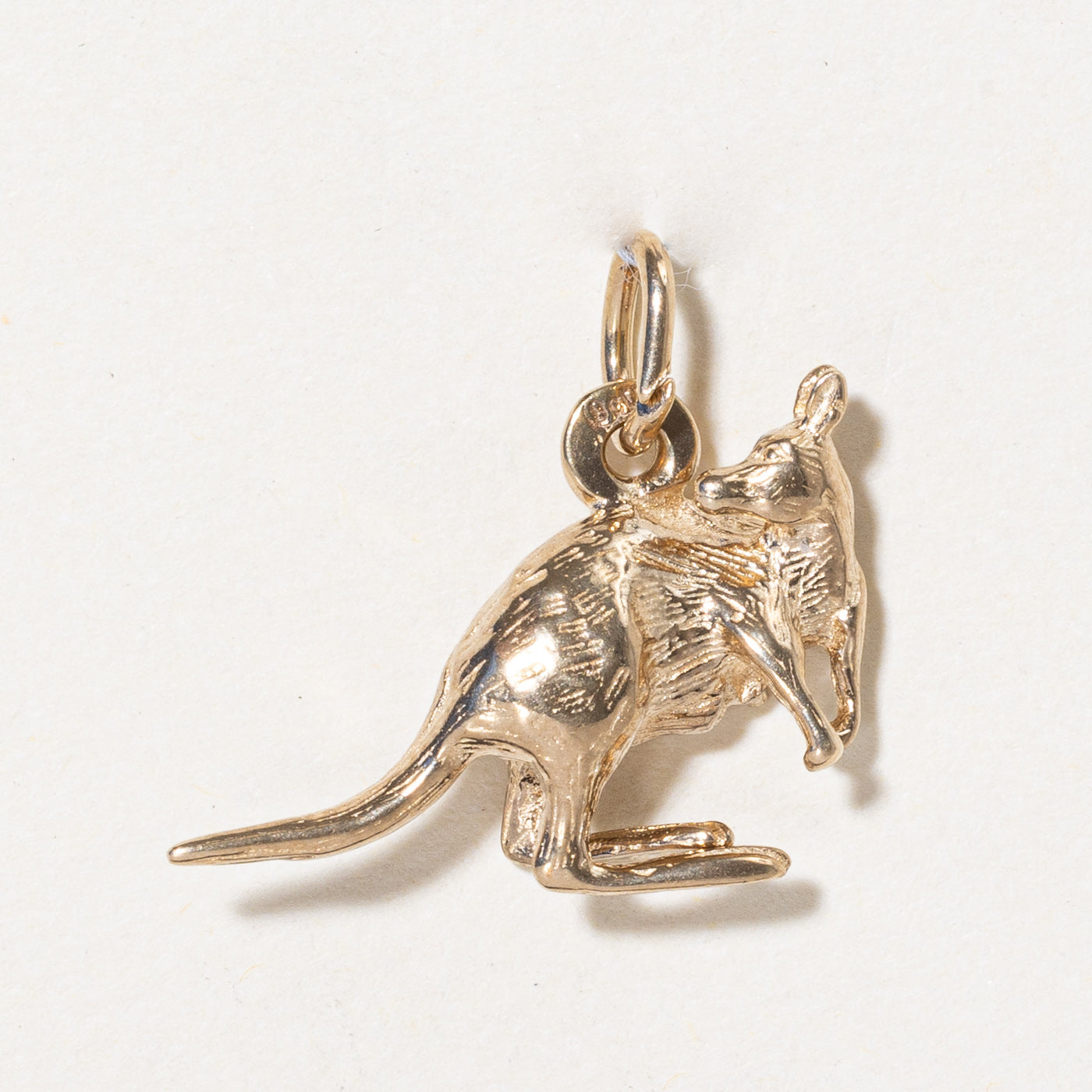 9k Yellow Gold Kangaroo Charm