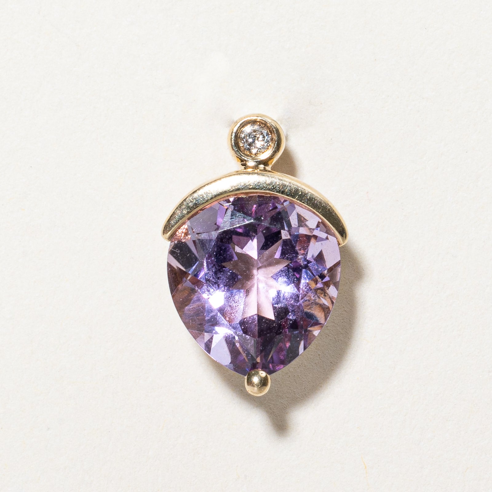 Trilliant Cut Amethyst & Diamond Pendant | 2.60ct, 0.01ct |