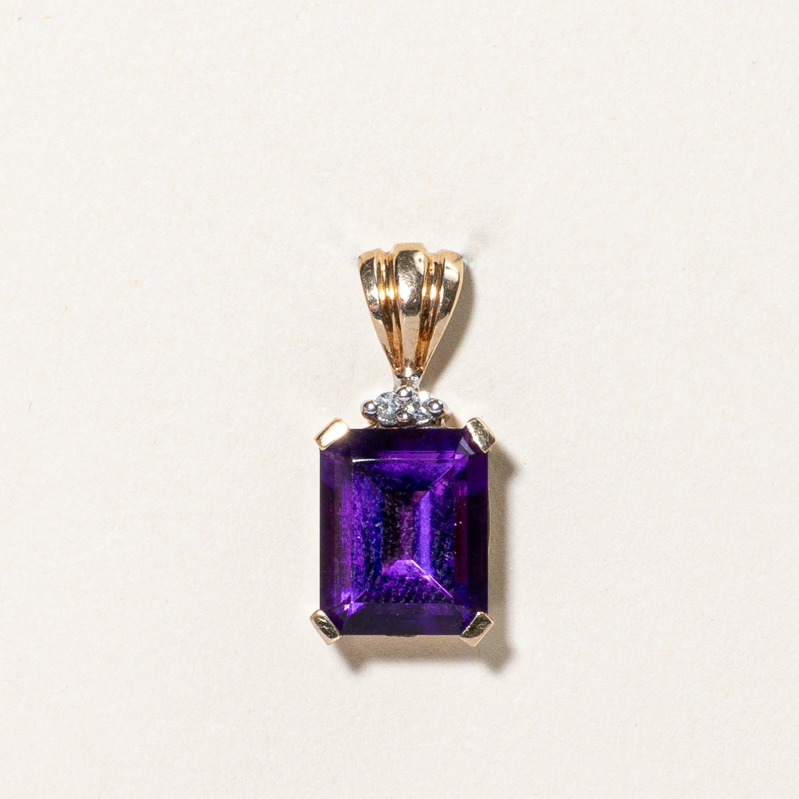 Pendentif en améthyste et diamants | 5,00 ct, 0,03 ct au total |