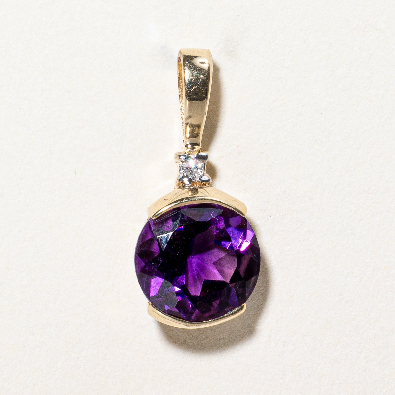 Amethyst & Diamond Pendant | 1.90ct, 0.01ct |
