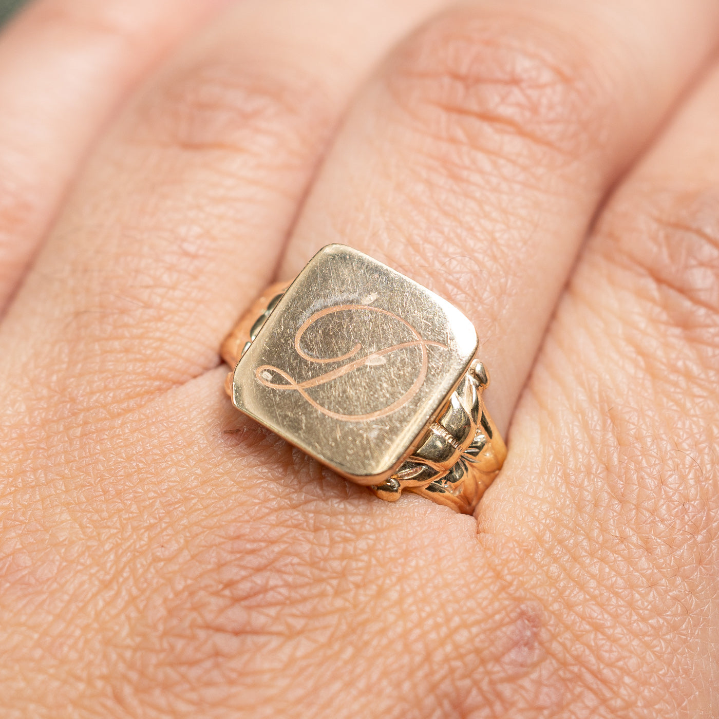 Bague chevalière vintage en or jaune 10 carats avec initiale « D » | Taille 10,5