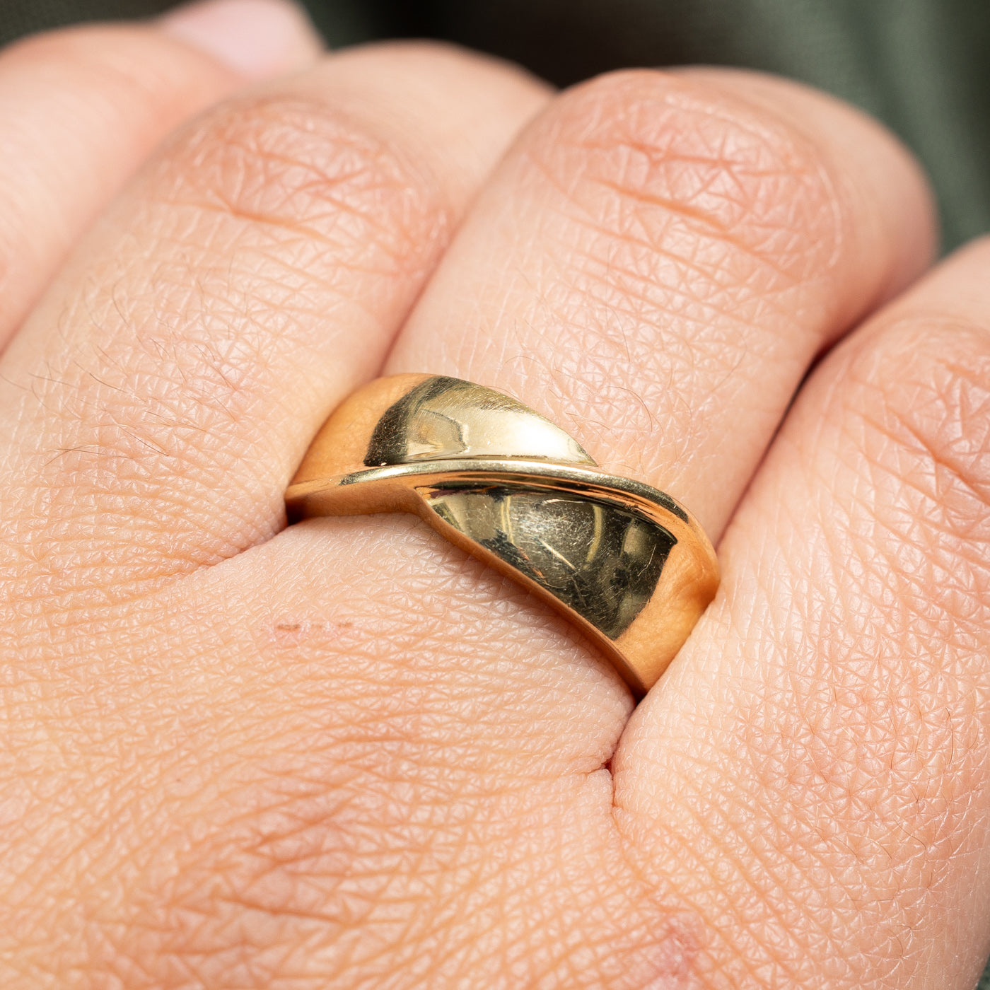 Bague torsadée vintage en or jaune 10 carats | Taille 8,75