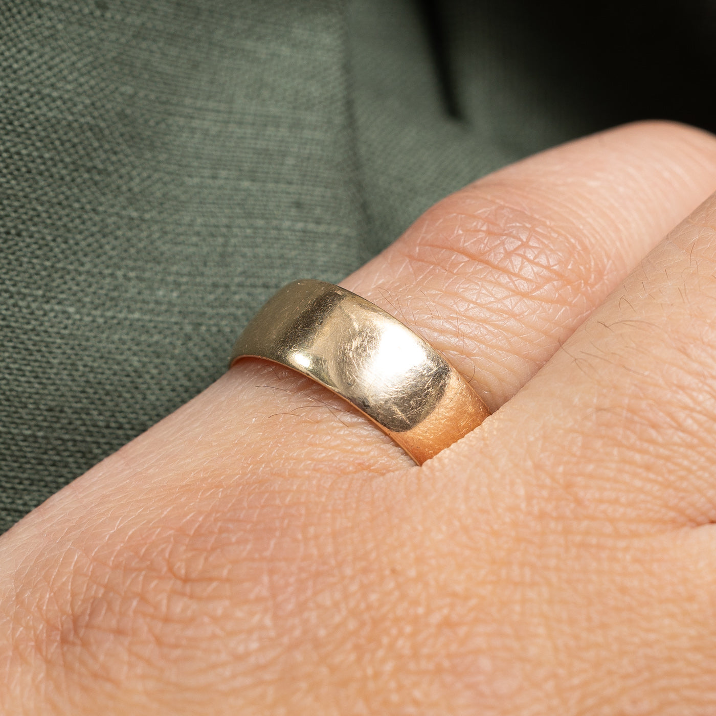 Vintage 10K Yellow Gold Band | 6.5mm | SZ 6.25