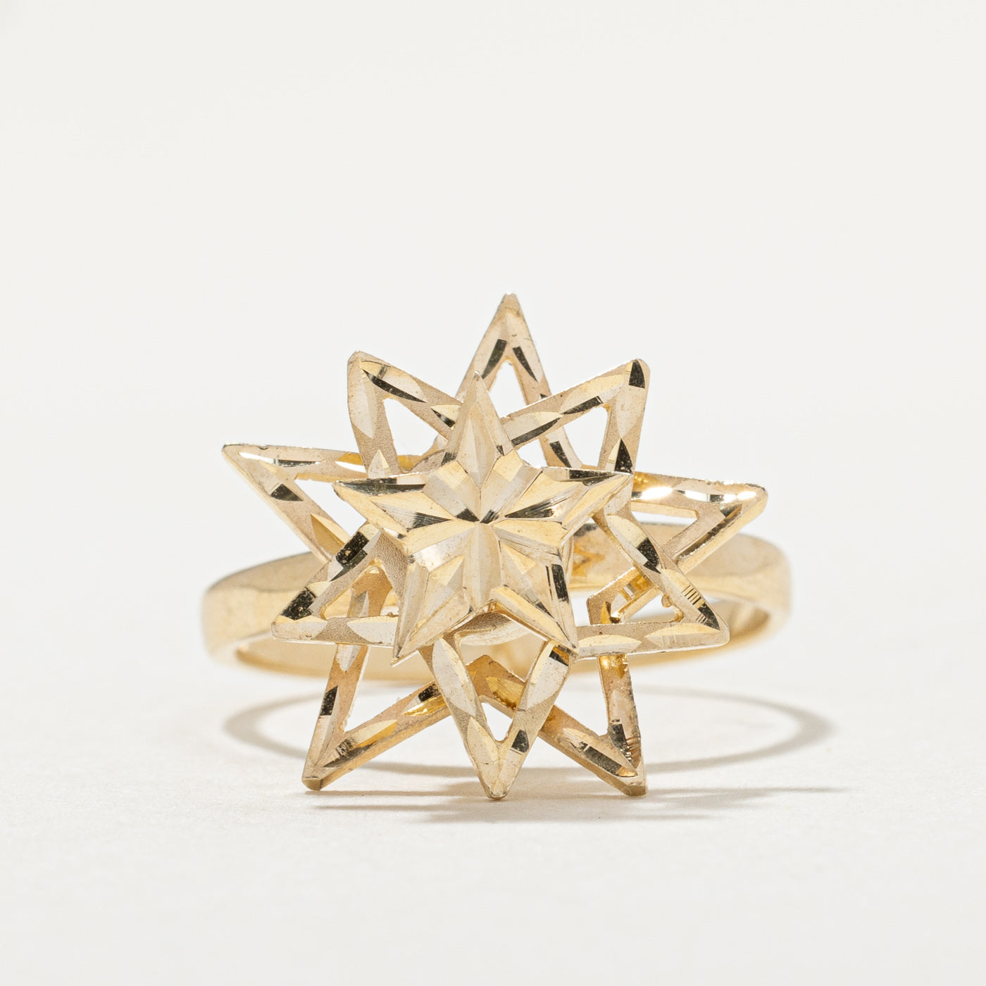 Vintage 14K Yellow Gold High Set Star Design Twisting Ring | SZ 4