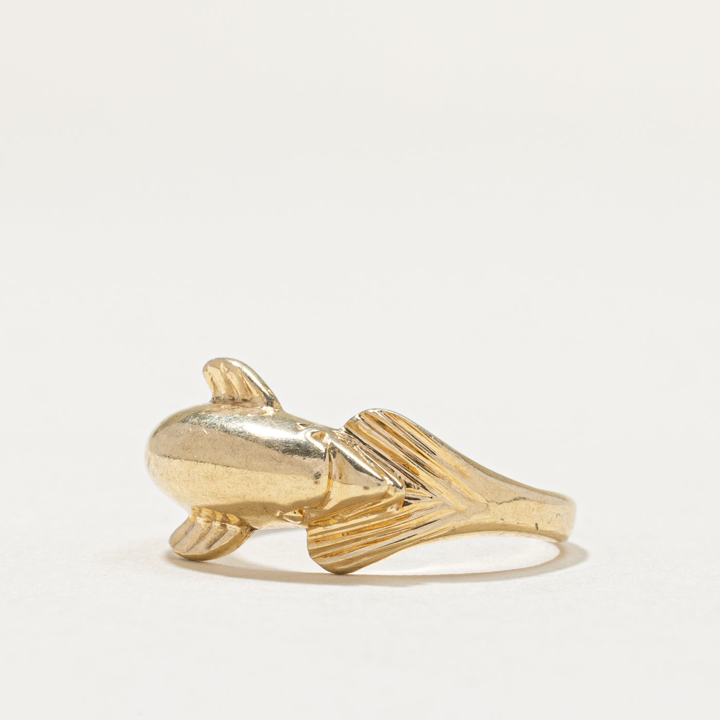 14K Yellow Gold Dolphin Tapered Ring | SZ 7.25