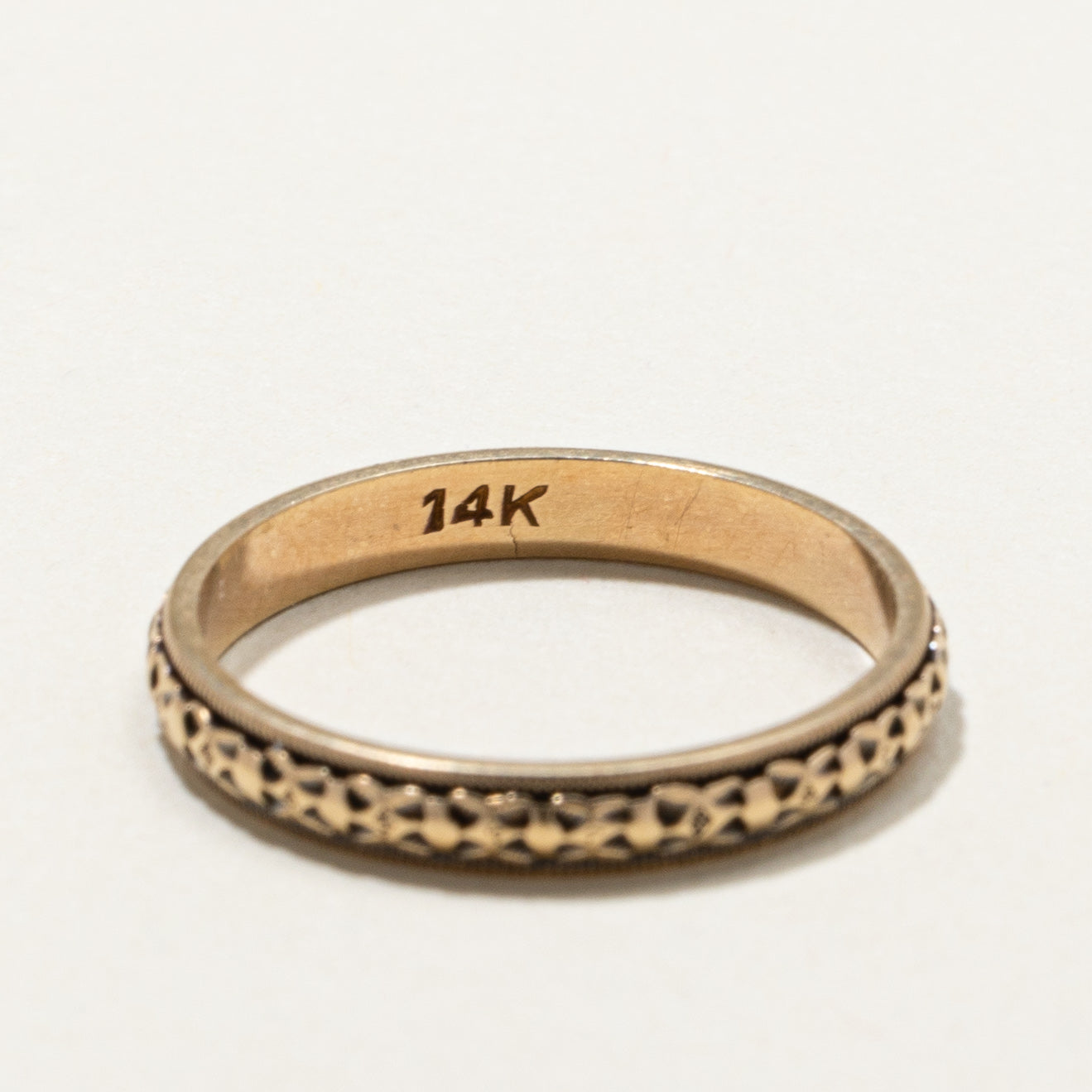 Bague vintage en or jaune 14 carats à bordure perlée texturée | 2,8 mm | Taille 6,5