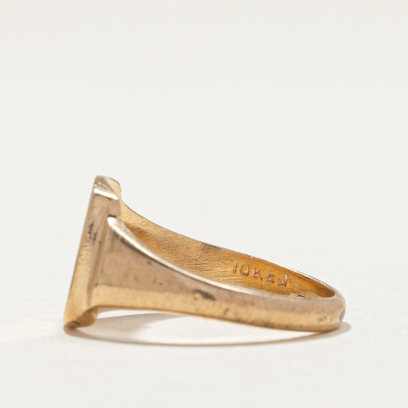 Bague chevalière vintage en or jaune 10 carats avec initiale « N » | Taille 3,25