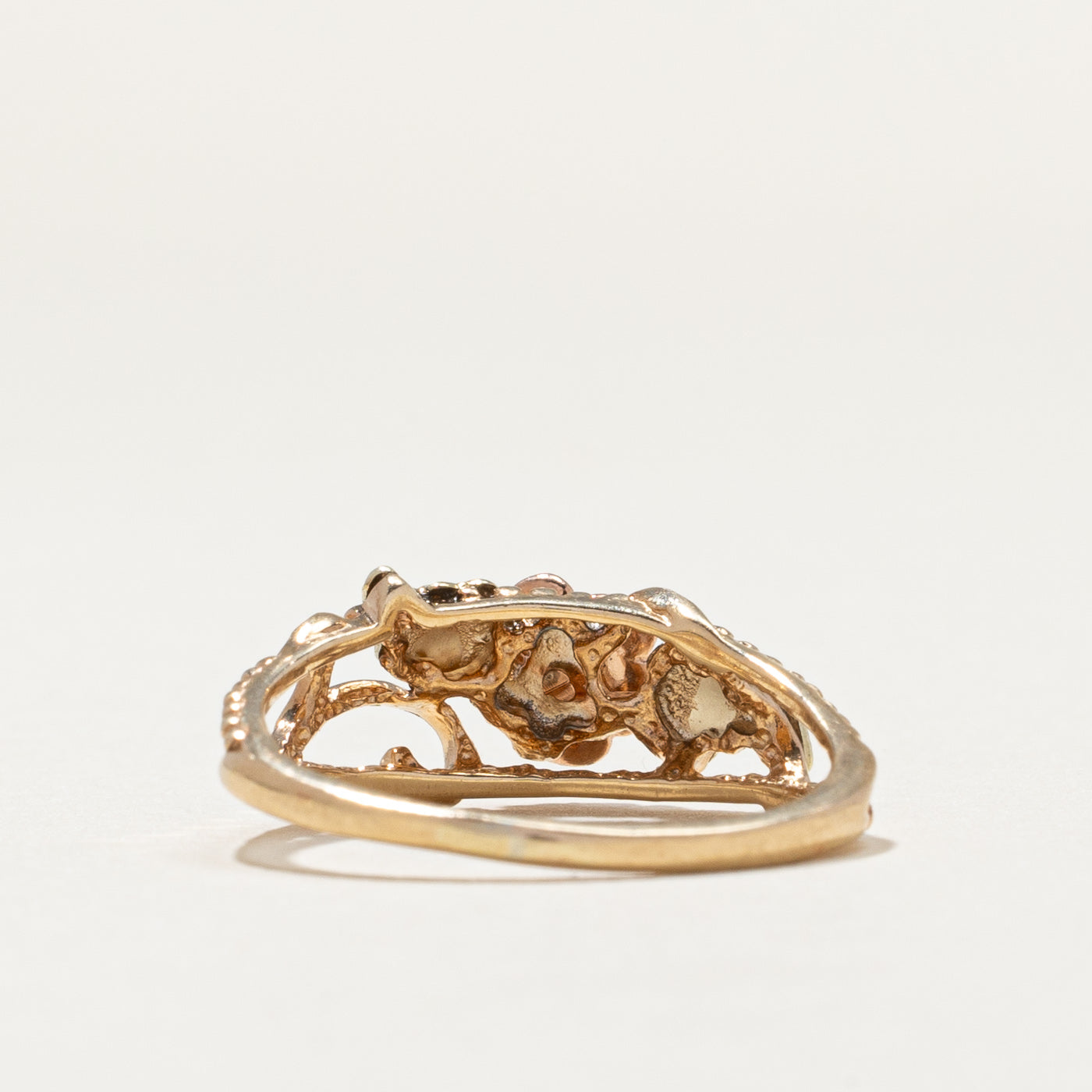 Vintage 10K Two Tone Gold Floral Design Ring | SZ 7.25
