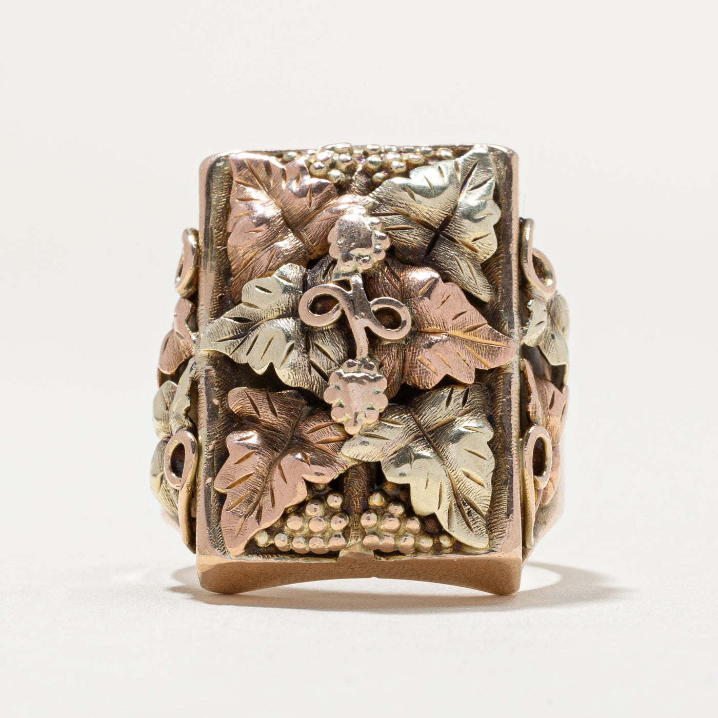 'Black Hills Gold' 10k Leafy Vine Motif Cocktail Ring | SZ 11 |