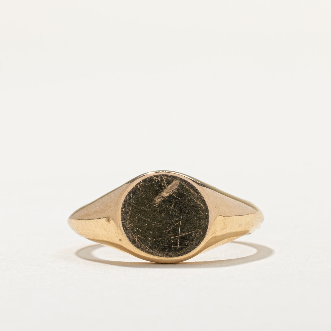 Vintage 18K Yellow Gold Signet Ring | SZ 6.5