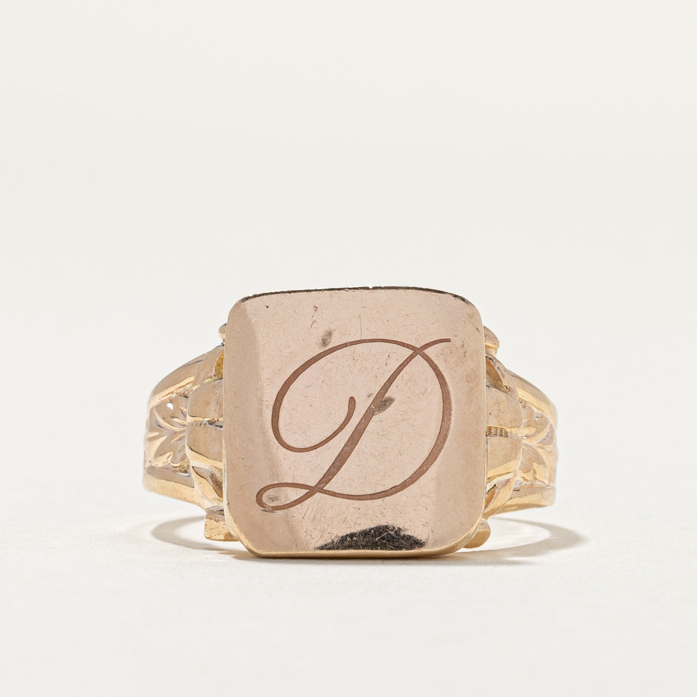 Vintage 10K Yellow Gold "D" Initial Signet Ring | SZ 10.5