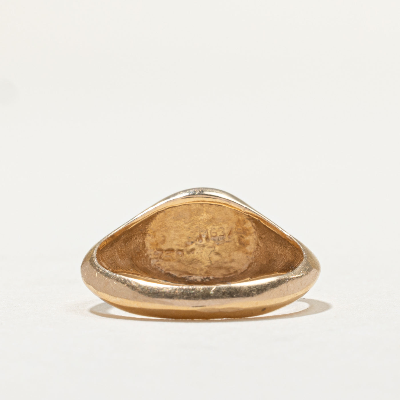 Vintage 18K Yellow Gold Signet Ring | SZ 6.5