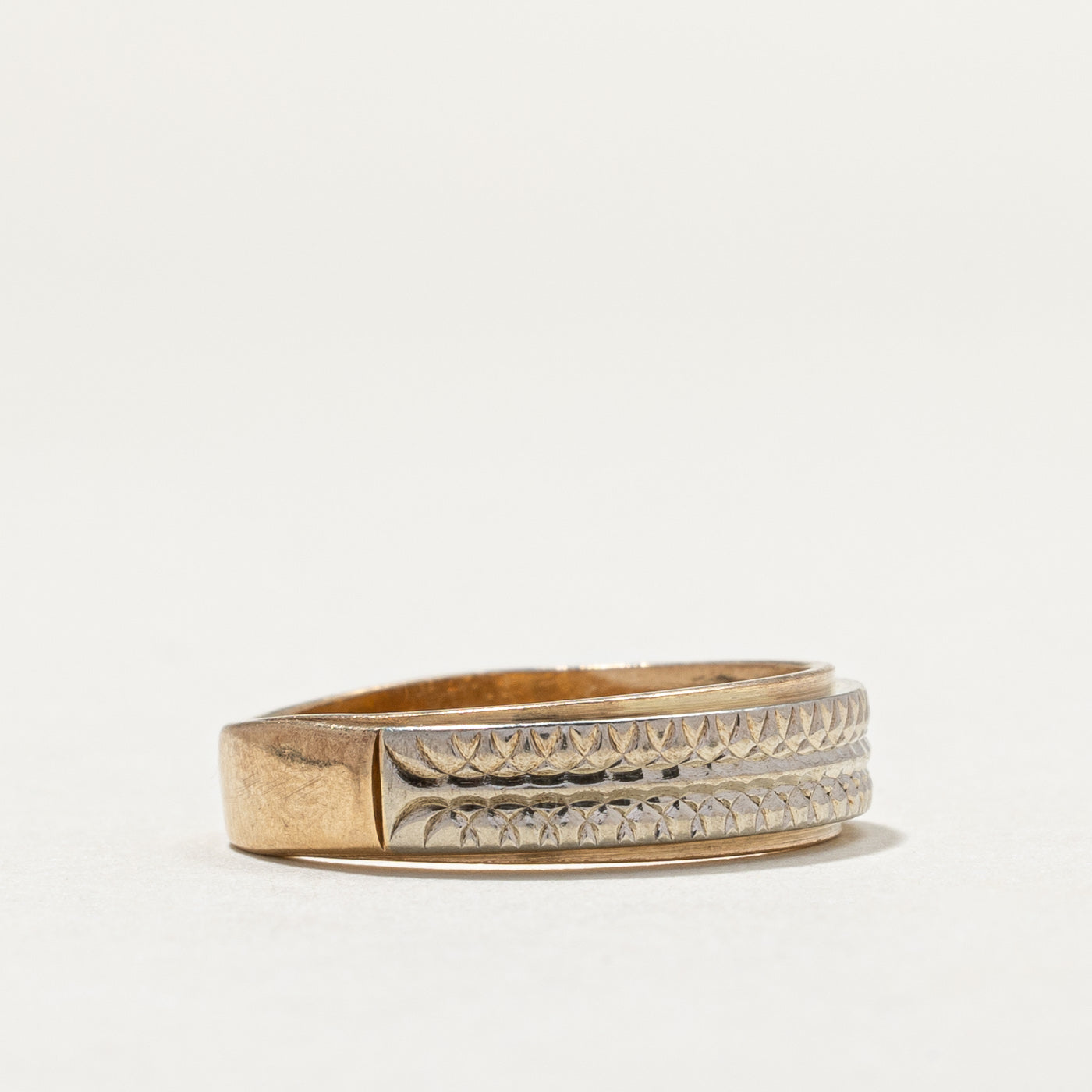 10K Two Tone Gold Diamond Cut Band | 4.4mm | SZ 7.5