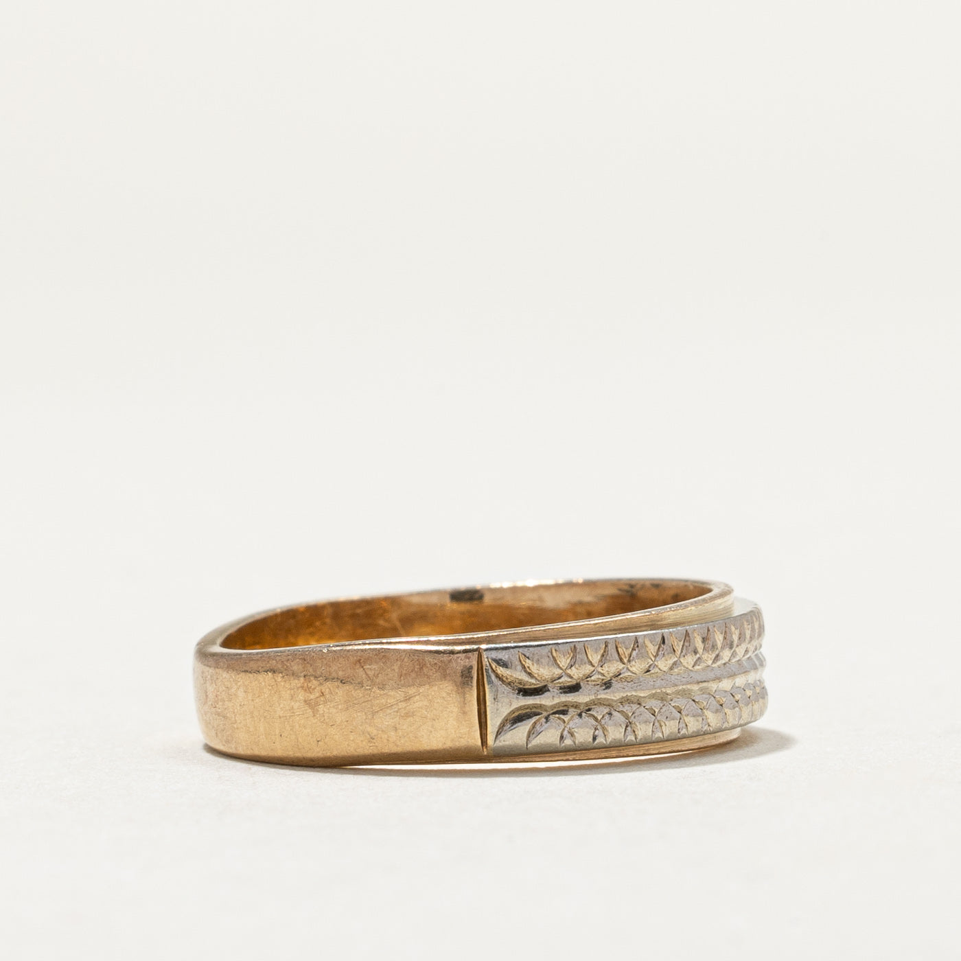 10K Two Tone Gold Diamond Cut Band | 4.4mm | SZ 7.5