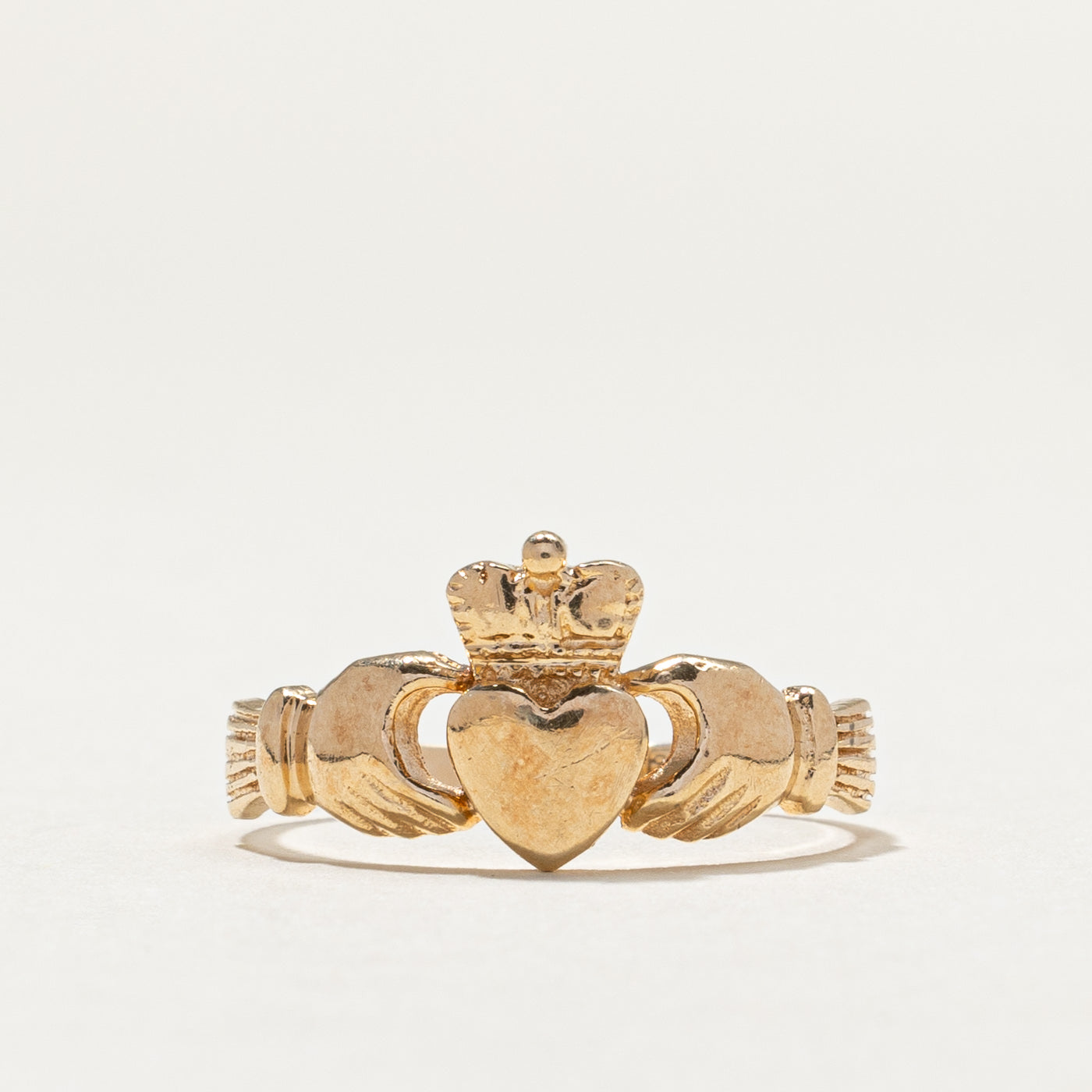 Bague Claddagh vintage en or jaune 10 carats | Taille 6,75