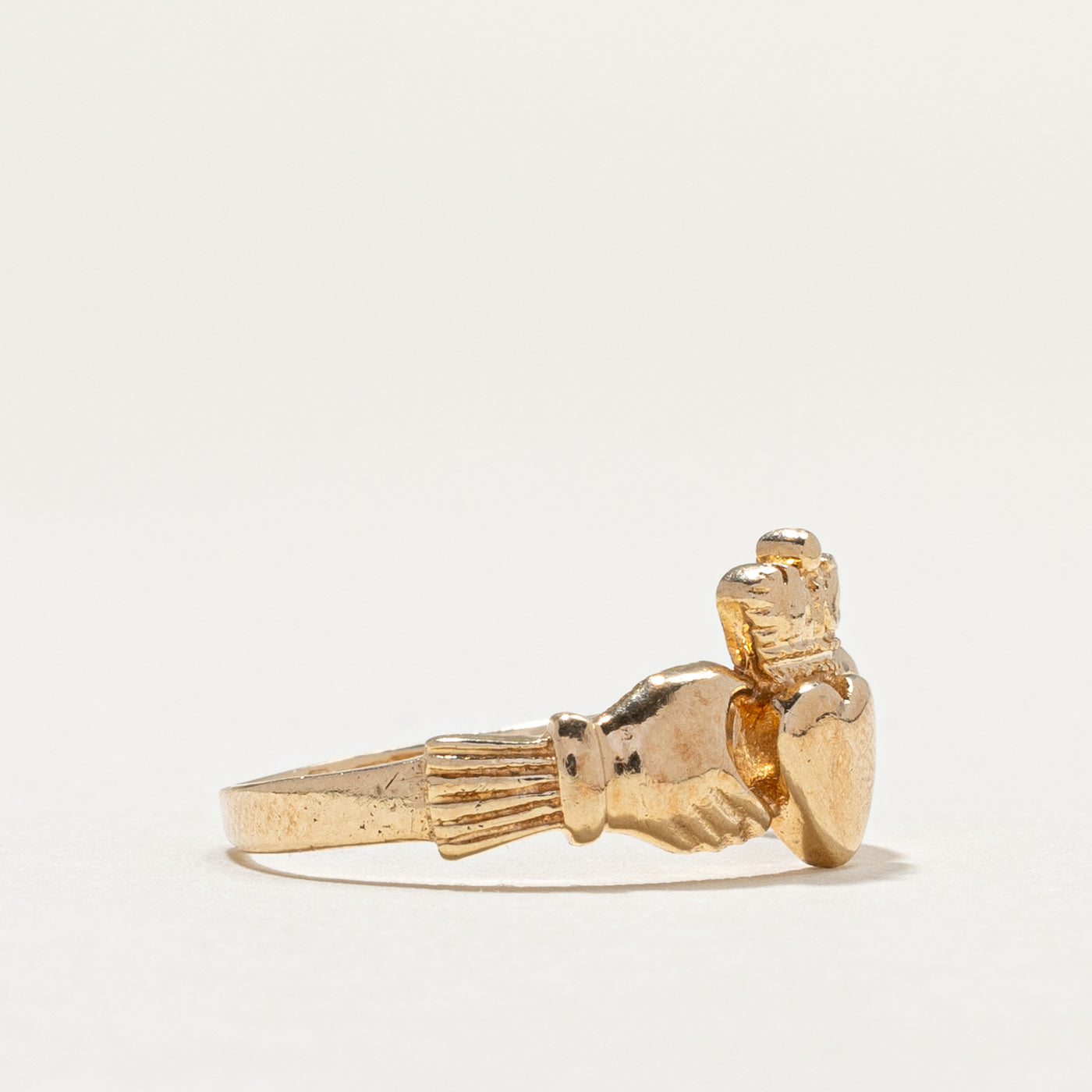 Bague Claddagh vintage en or jaune 10 carats | Taille 6,75