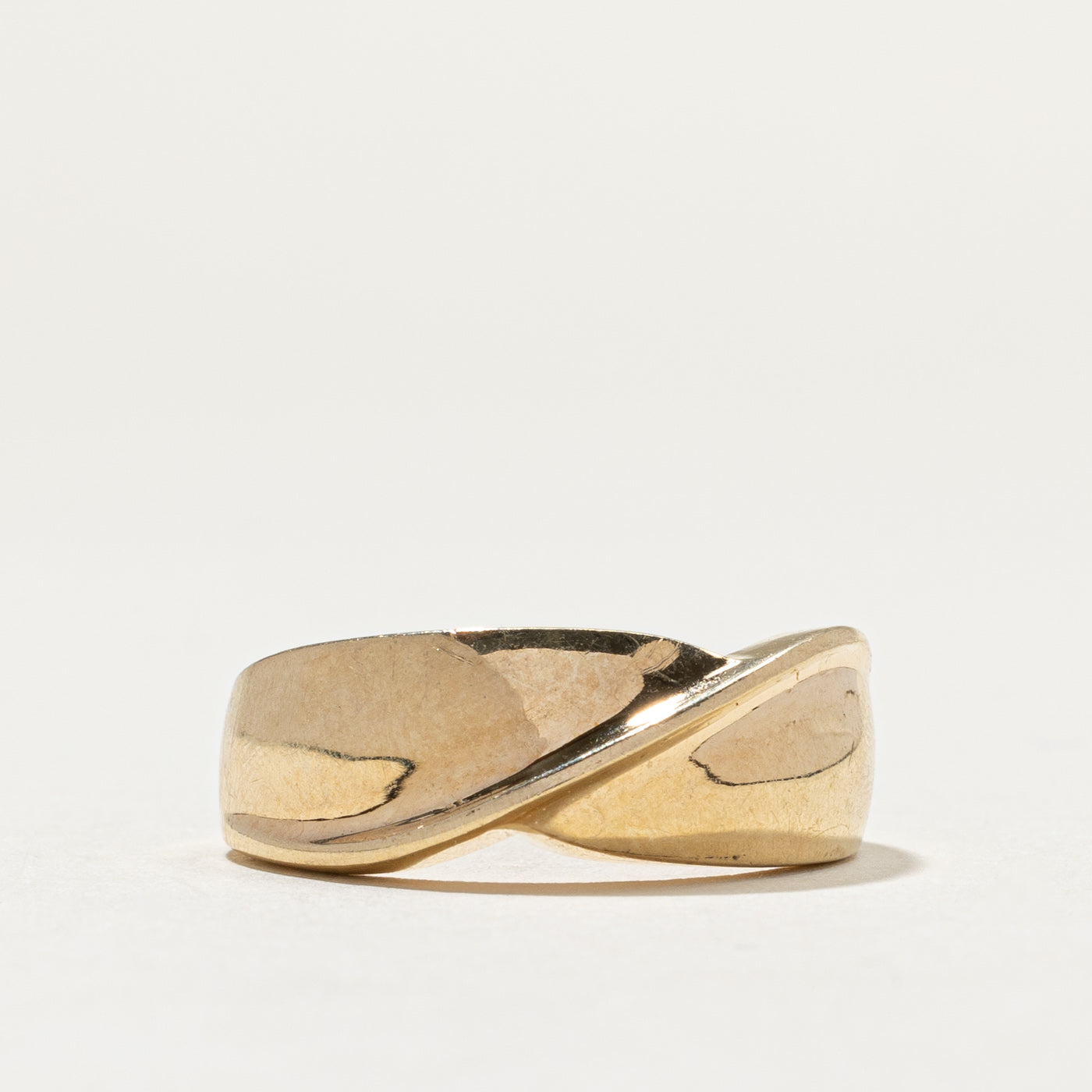 Bague torsadée vintage en or jaune 10 carats | Taille 8,75