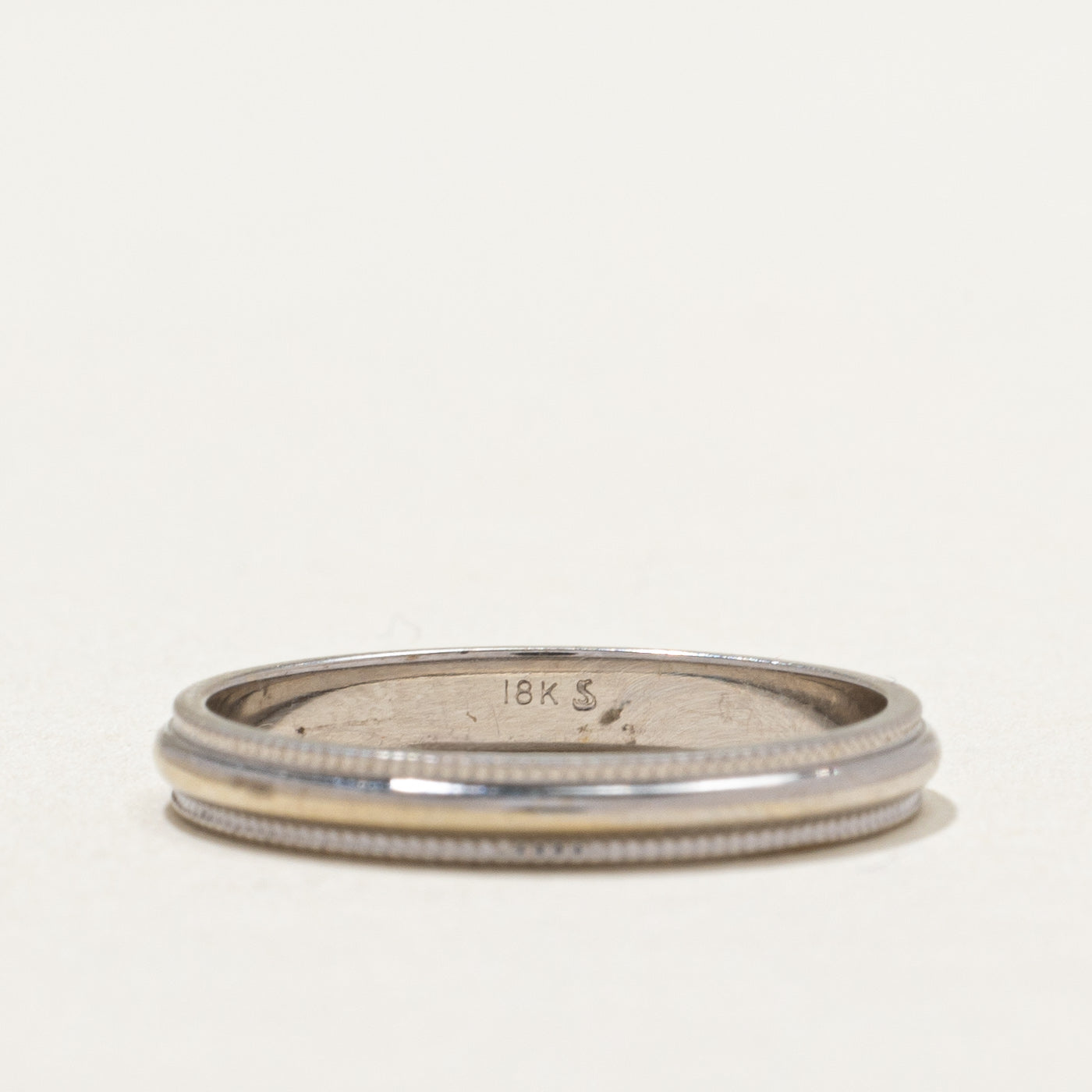 18K White Gold Milgrain Wedding Band | 2.6mm | SZ 5.5