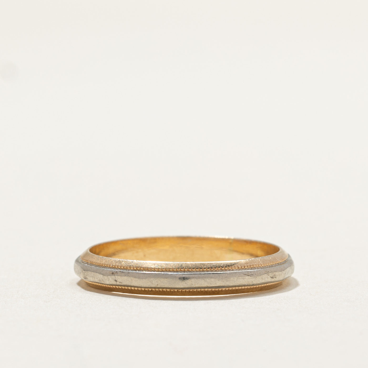 Alliance bicolore en or 14 carats avec motif milgrain | 3,3 mm | Taille 8,75