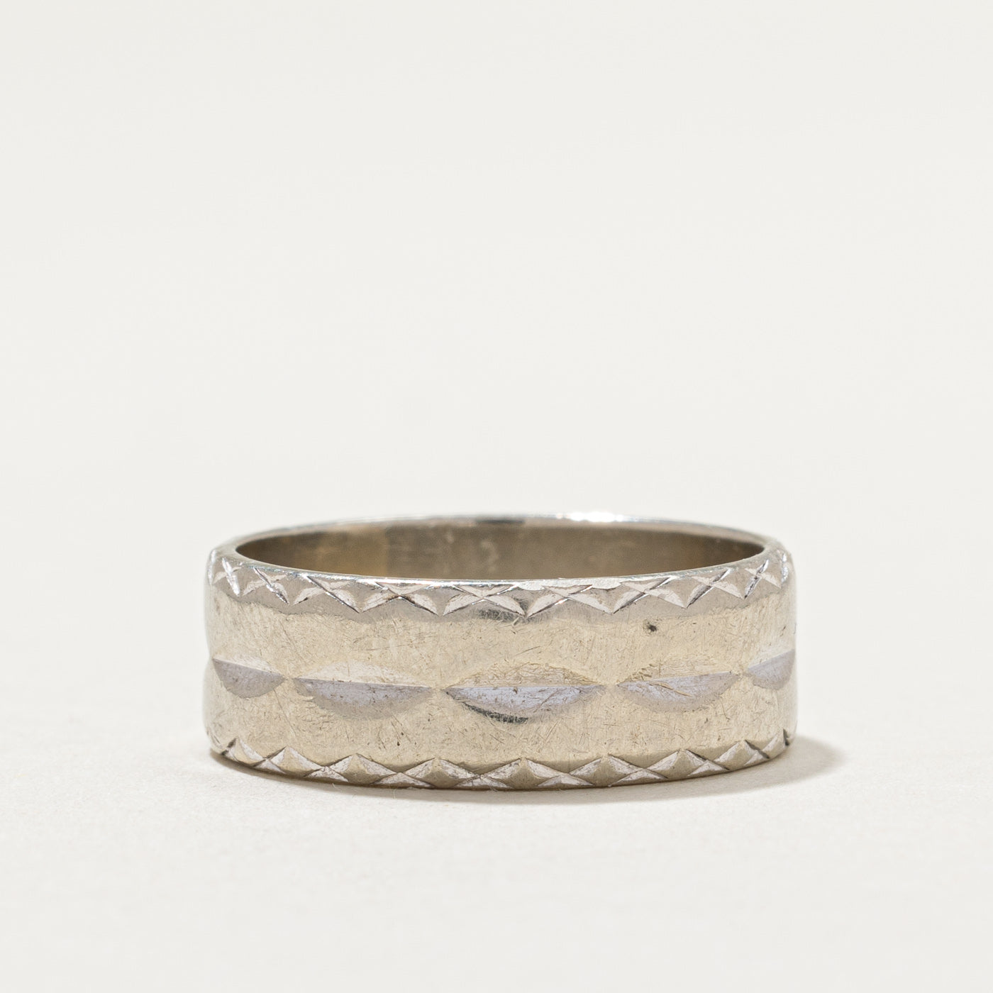 10K White Gold Textured Band | 7.2mm | SZ 7.75