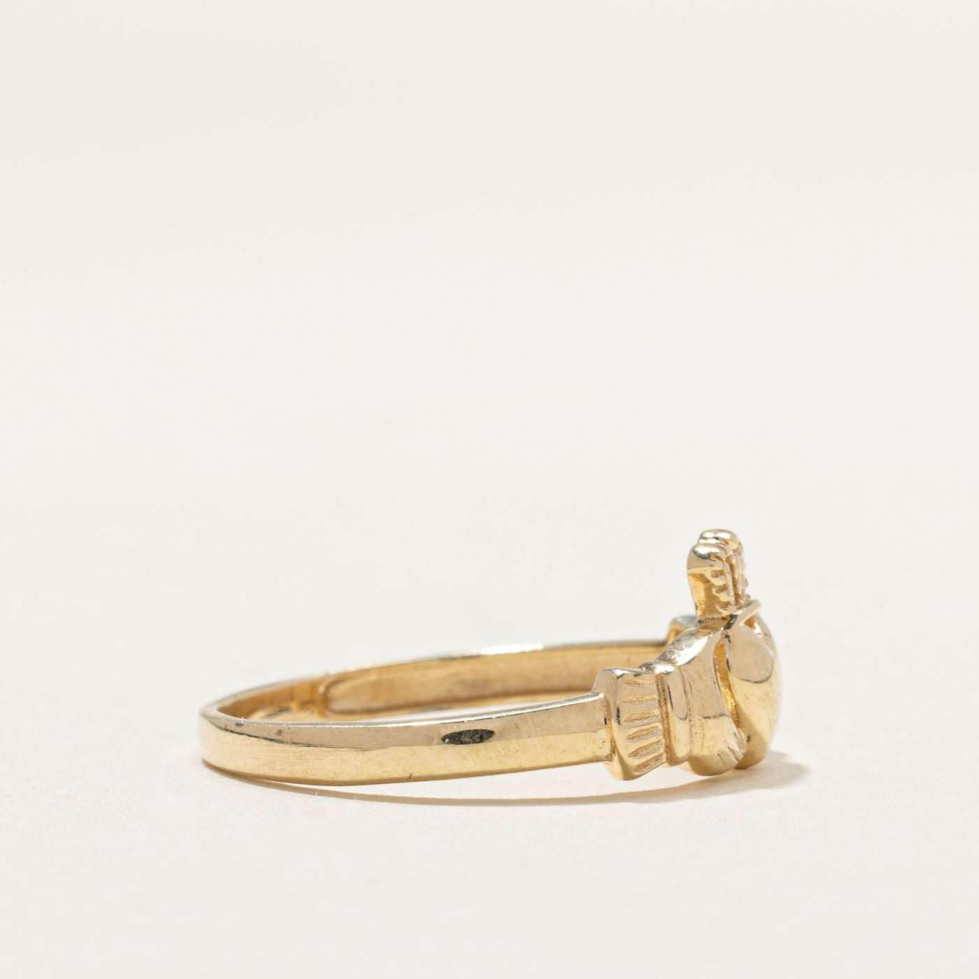 Bague Claddagh en or jaune 10 carats | Taille 8,25