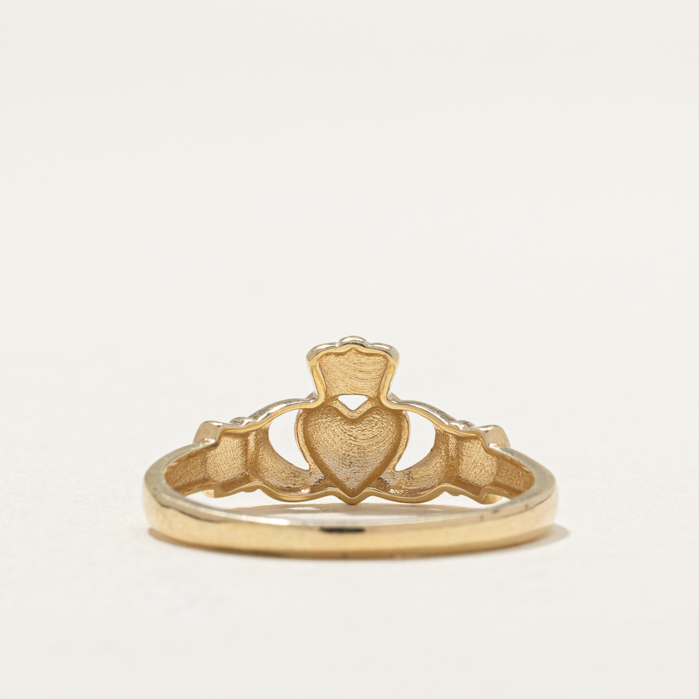 Bague Claddagh en or jaune 10 carats | Taille 8,25