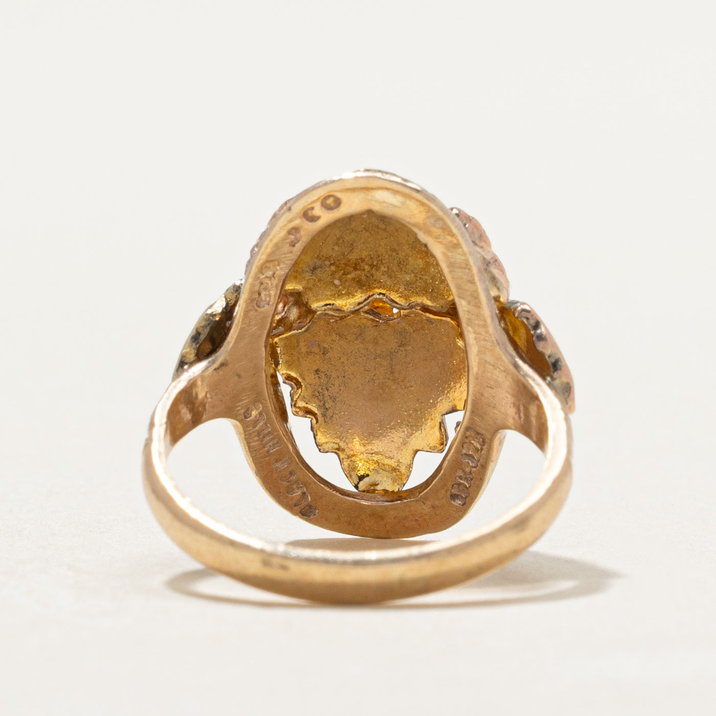 'Black Hills' 10K Leafy Design Cocktail Ring | SZ 2.5