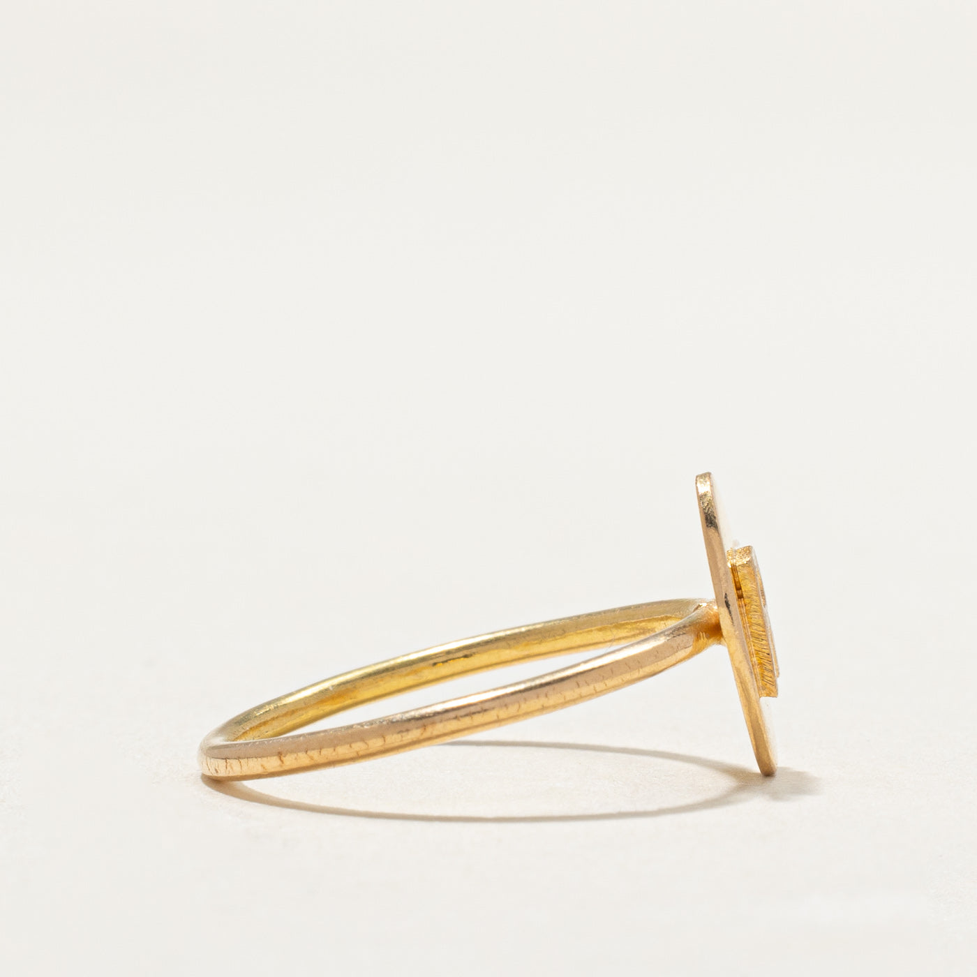 20K Yellow Gold Oval Shaped "R" Initial Ring | SZ 6