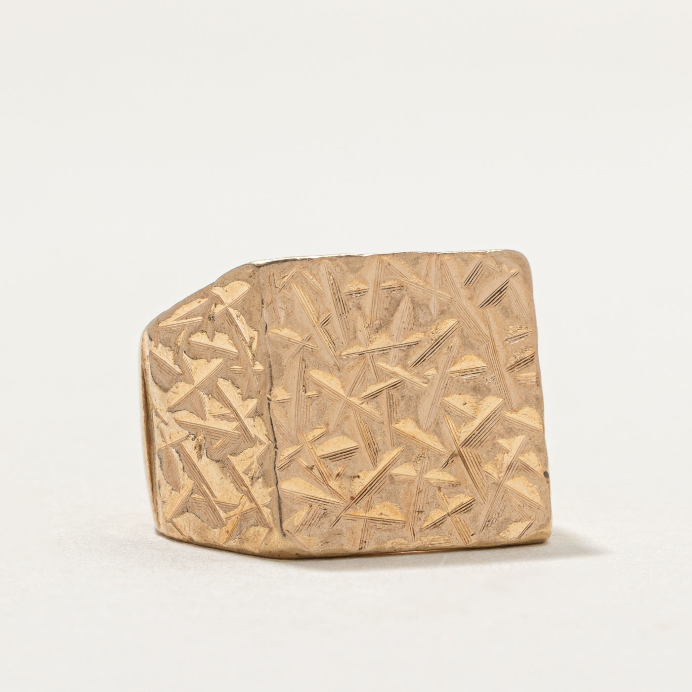 9K Yellow Gold Textured Square Signet Ring | SZ 6