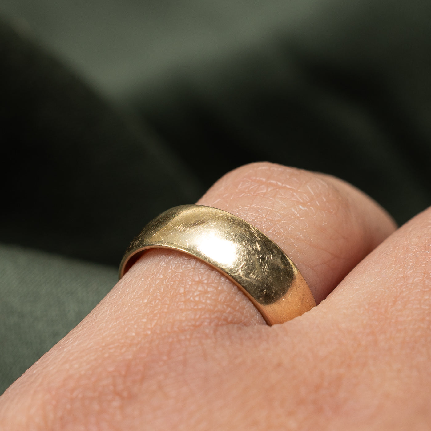 10K Yellow Gold Plain Band | 6.1mm | SZ 6.75