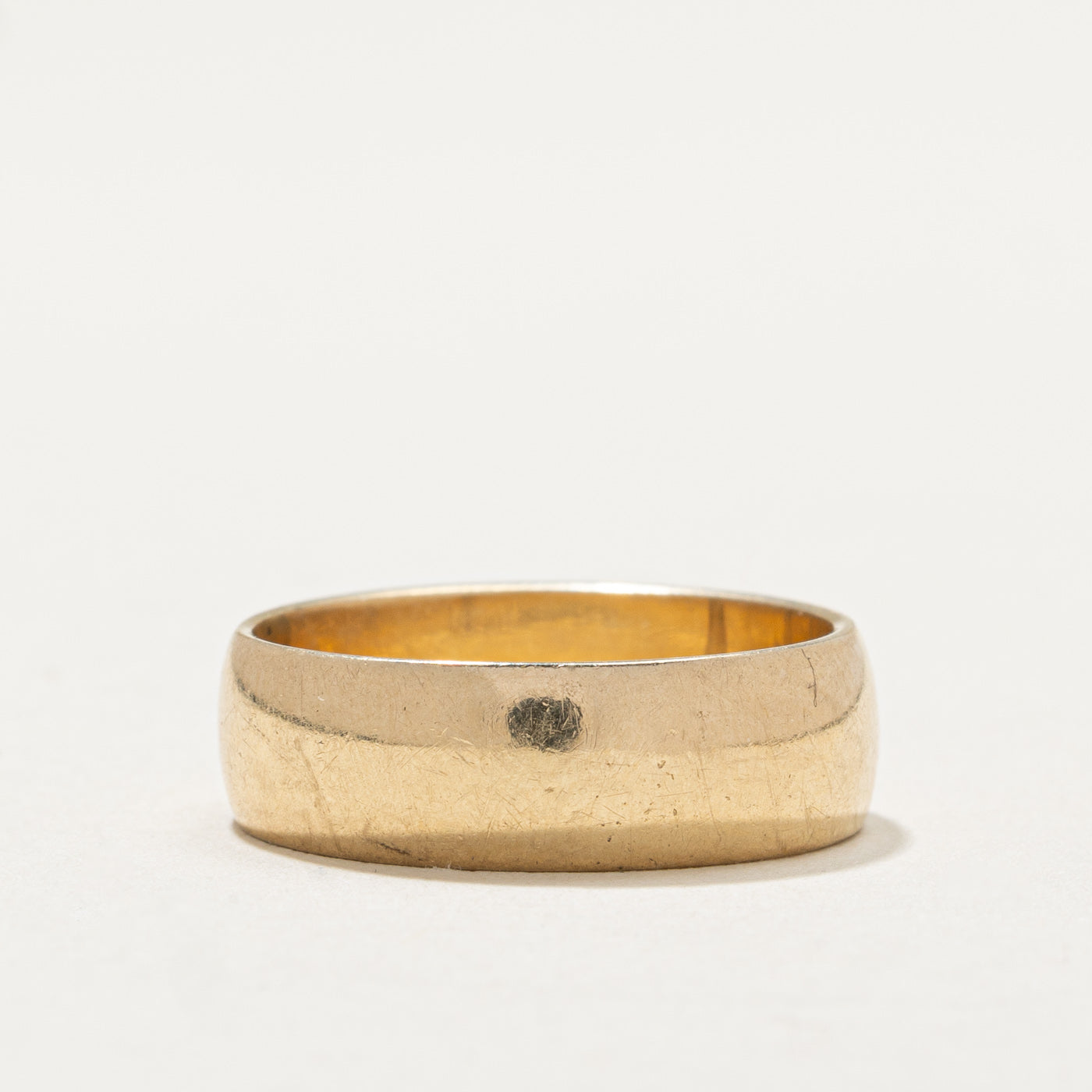 10K Yellow Gold Plain Band | 6.1mm | SZ 6.75