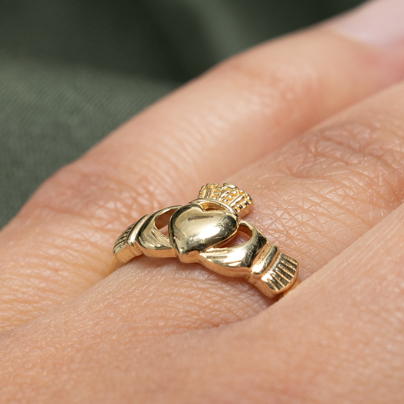 Bague Claddagh en or jaune 10 carats | Taille 8,25