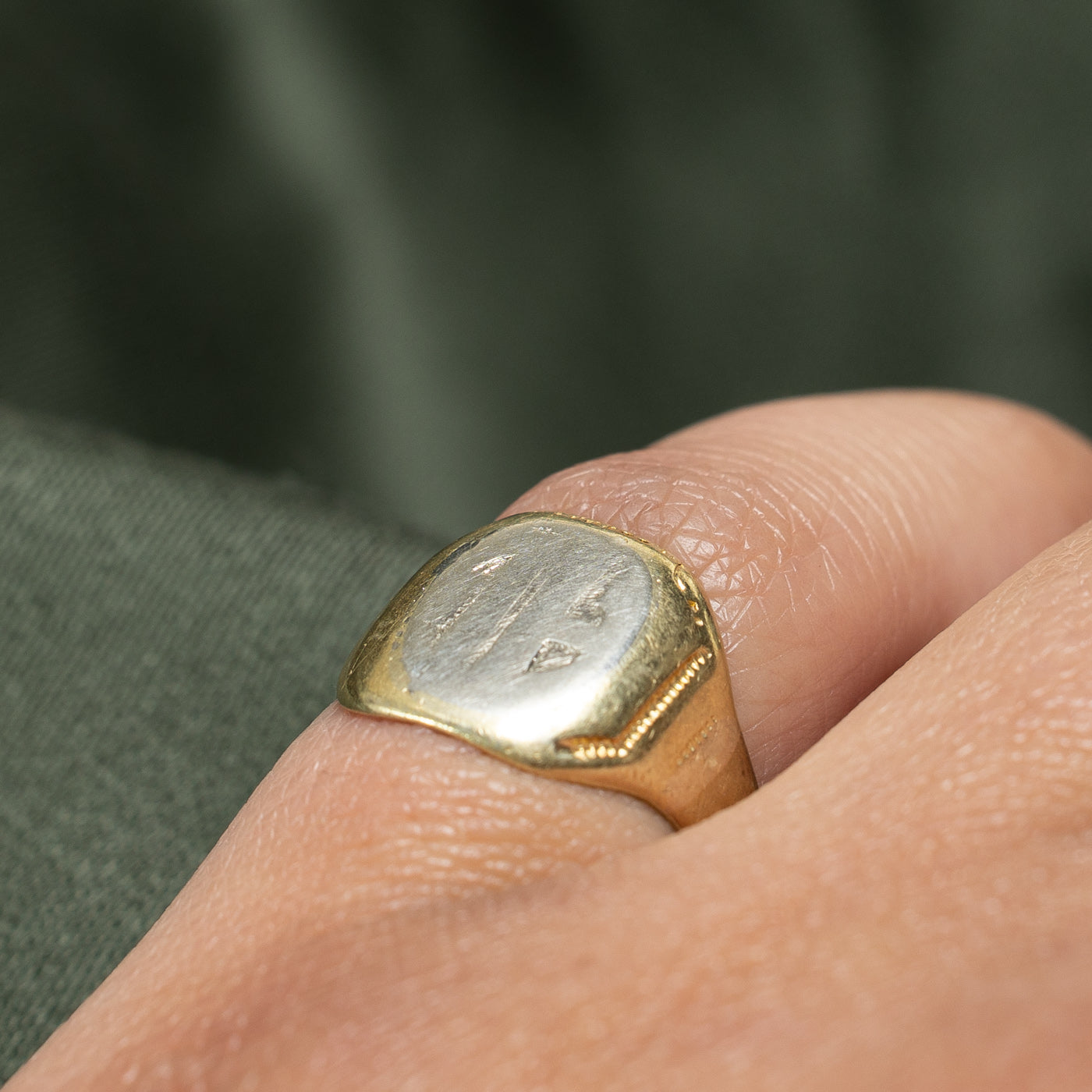 14K Yellow Gold Textured Signet Ring | SZ 4.75