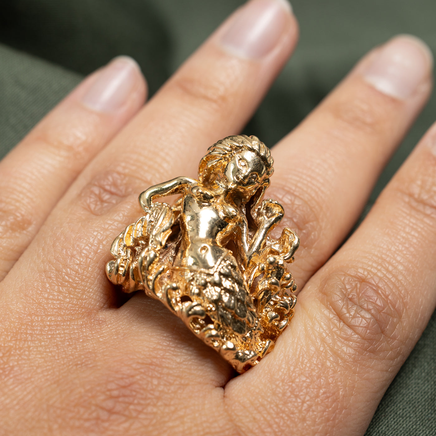 14K Yellow Gold Mermaid Cocktail Ring | SZ 8.75