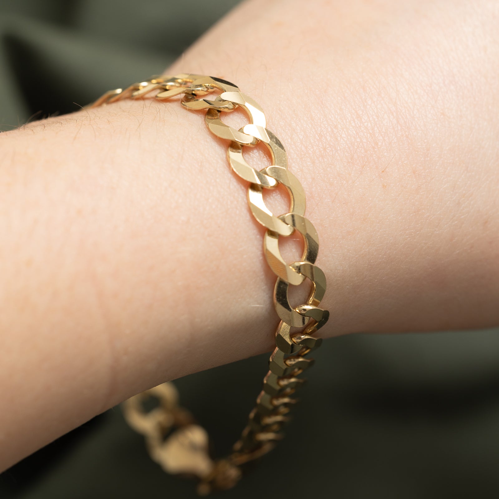 10K Yellow Gold Curb Chain Bracelet | 8.47mm | 8.5" |