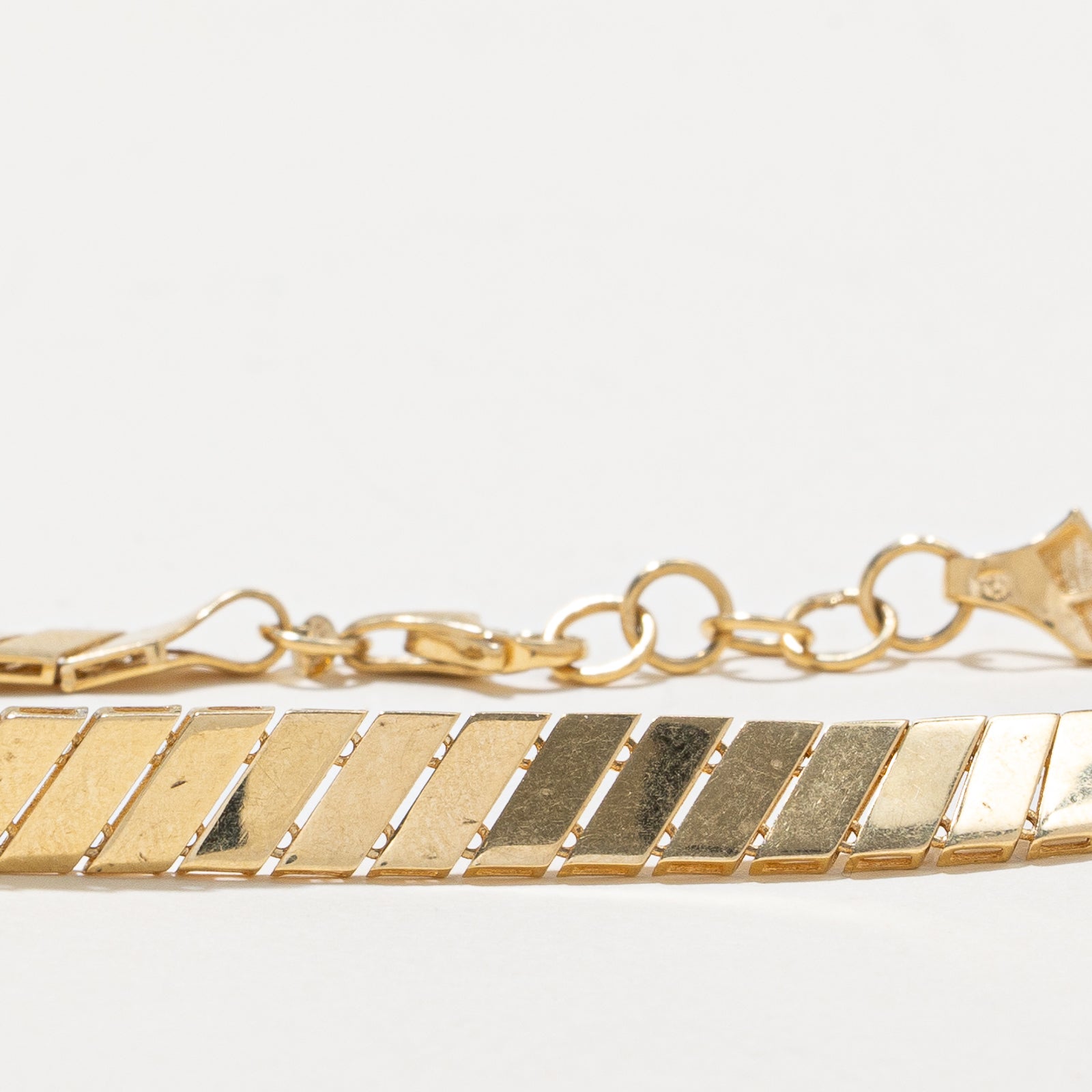 18K Yellow Gold Diagonal Flat Link Bracelet | 5.98mm | 7.5"