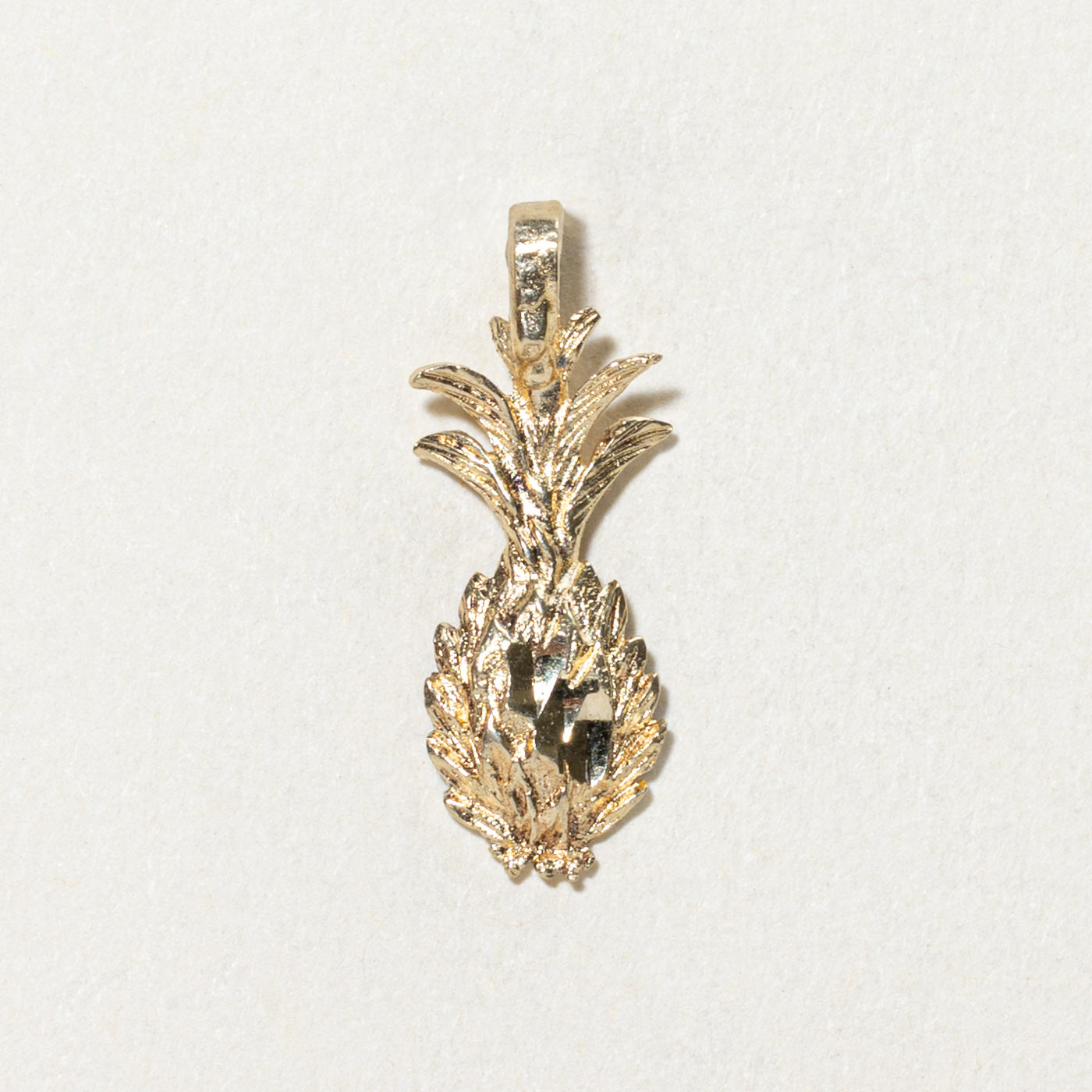 14K Yellow Gold Pineapple Charm