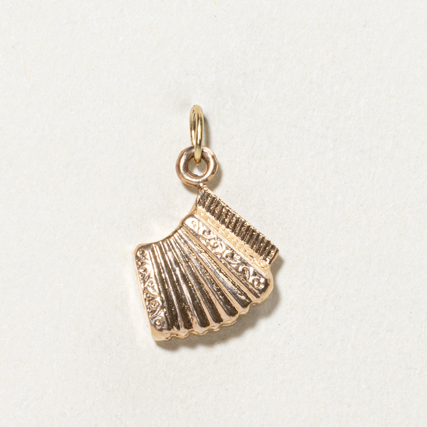 18K Yellow Gold Accordion Charm
