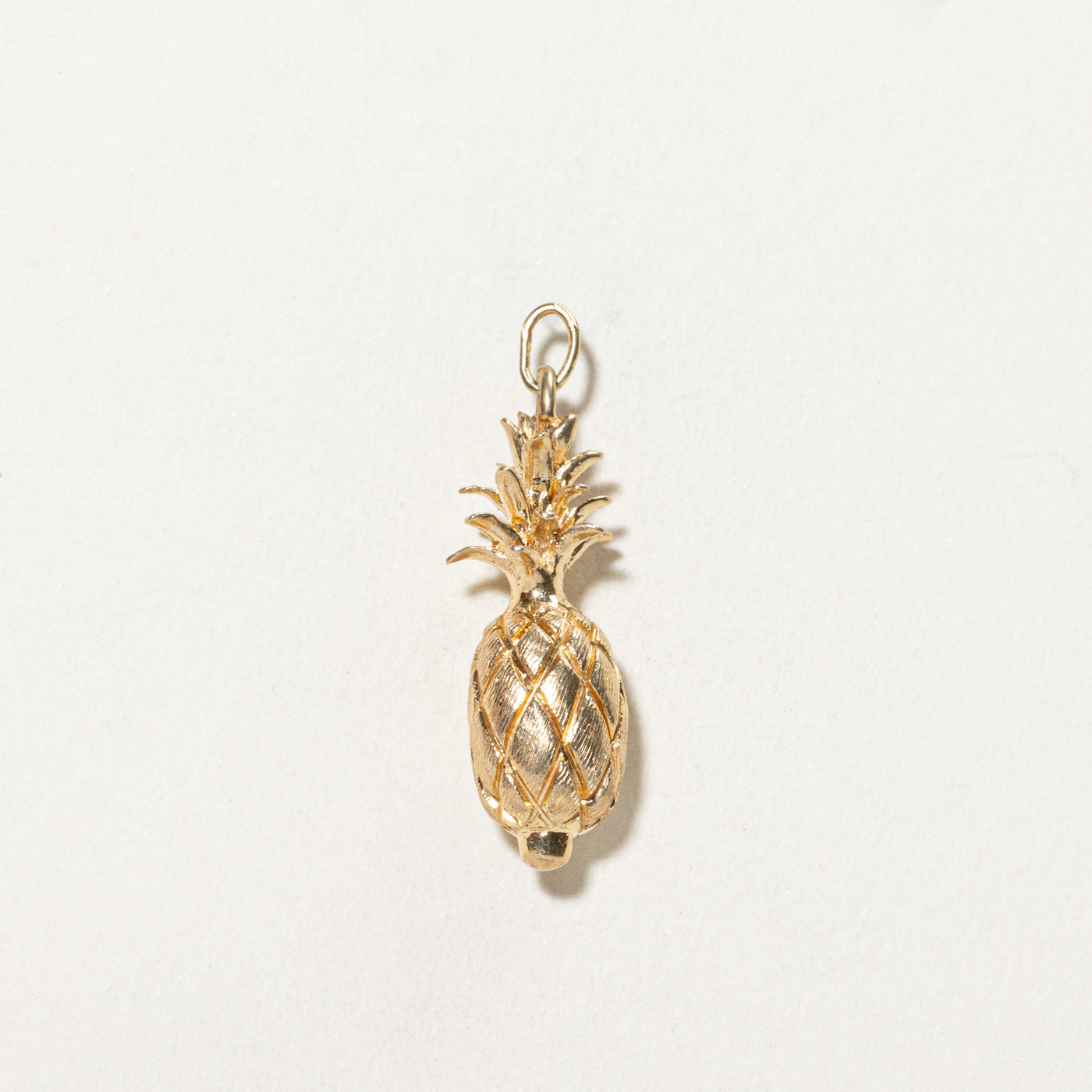 18K Yellow Gold Pineapple Charm