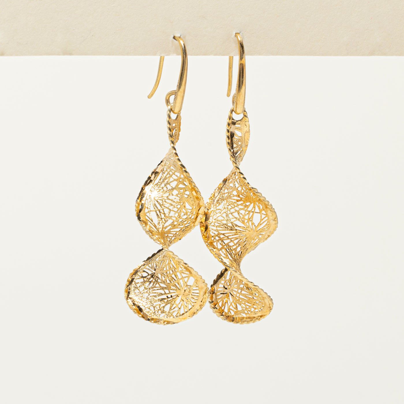14k Yellow Gold Filigree Twisted Drop Earrings