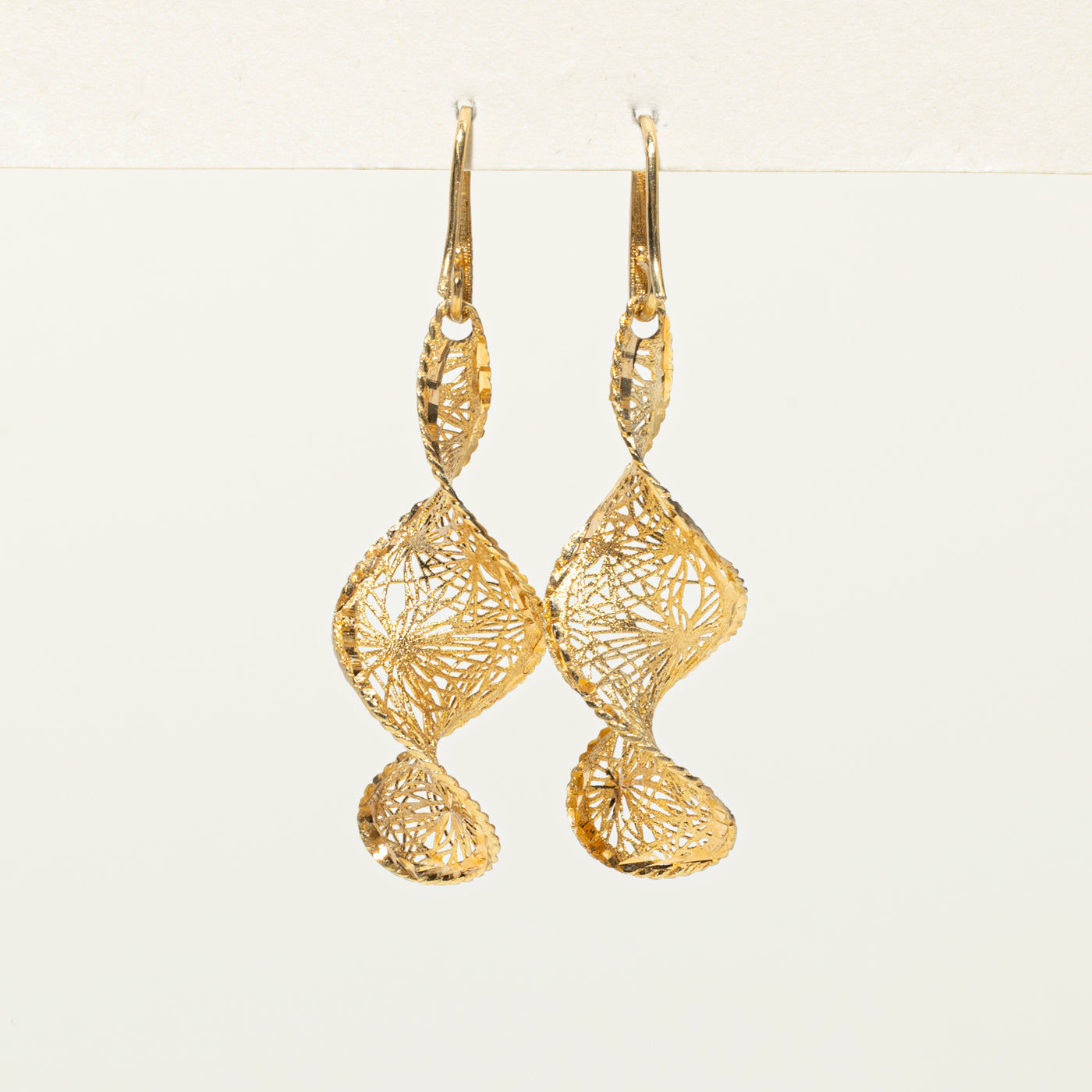 14k Yellow Gold Filigree Twisted Drop Earrings