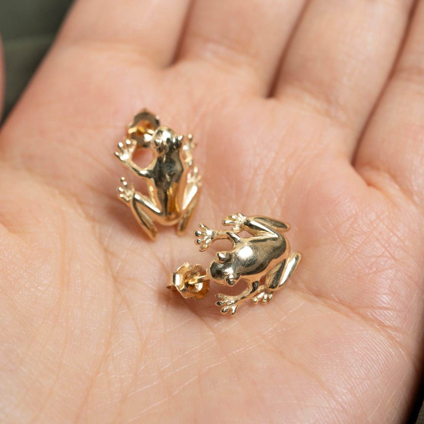 14k Yellow Gold Frog Stud Earrings