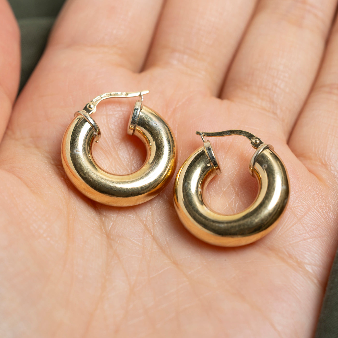 18k Yellow Gold Chunky Hoop Earrings
