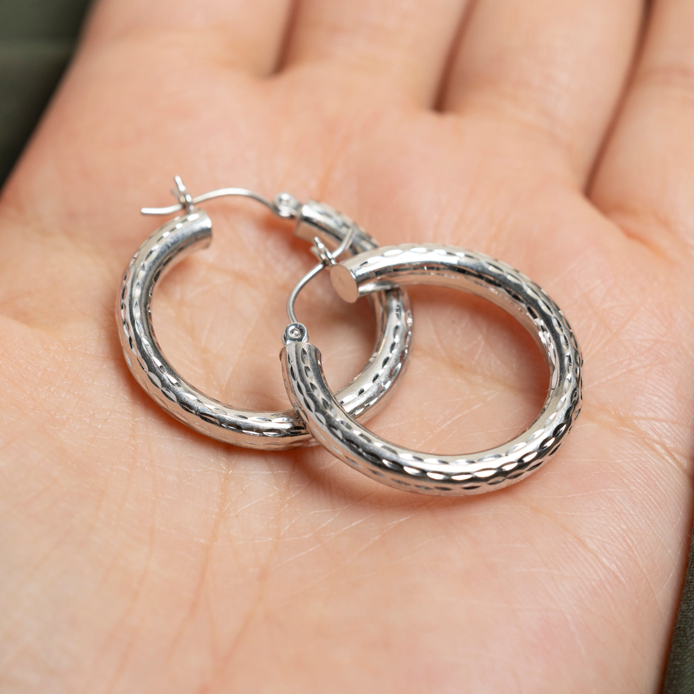 14k White Gold Textured Hoop Earrings