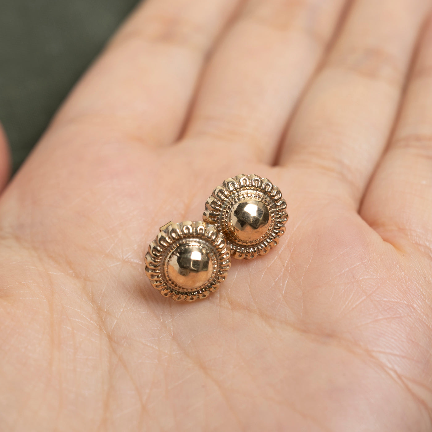 10k Yellow Gold Textured Round Stud Earrings