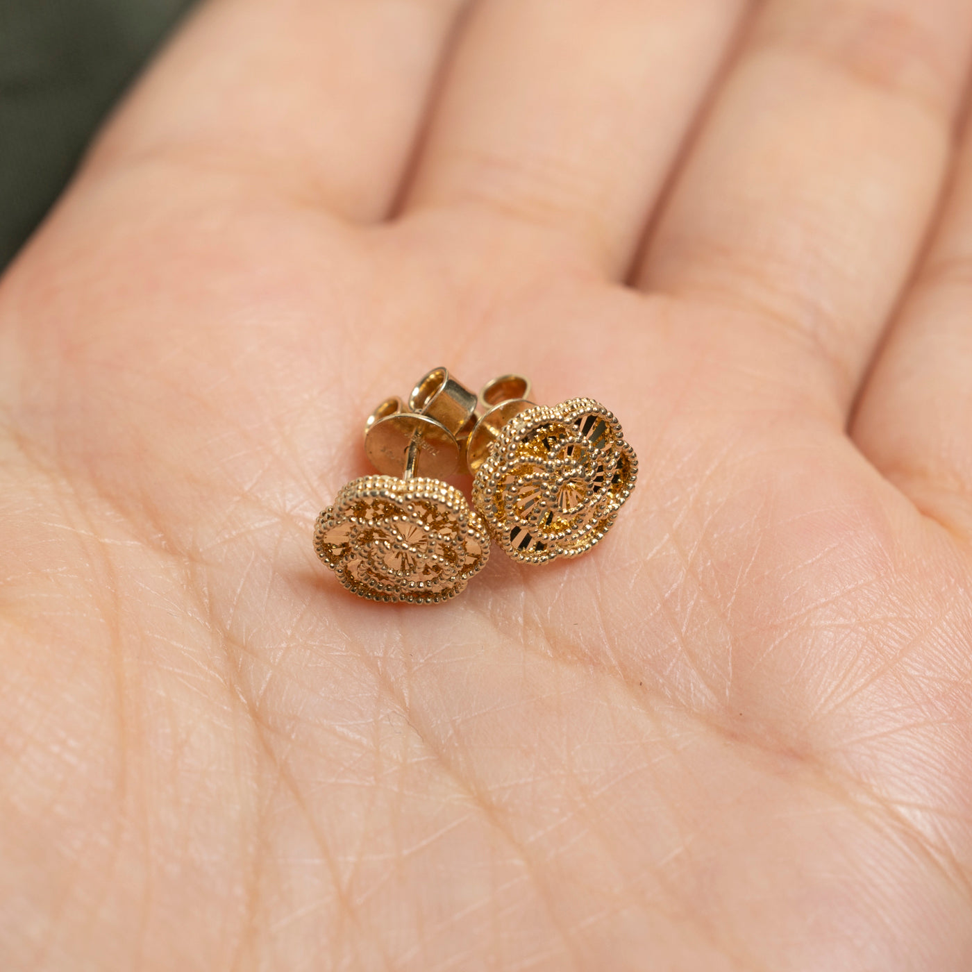 14k Yellow Gold Textured Flower Stud Earrings
