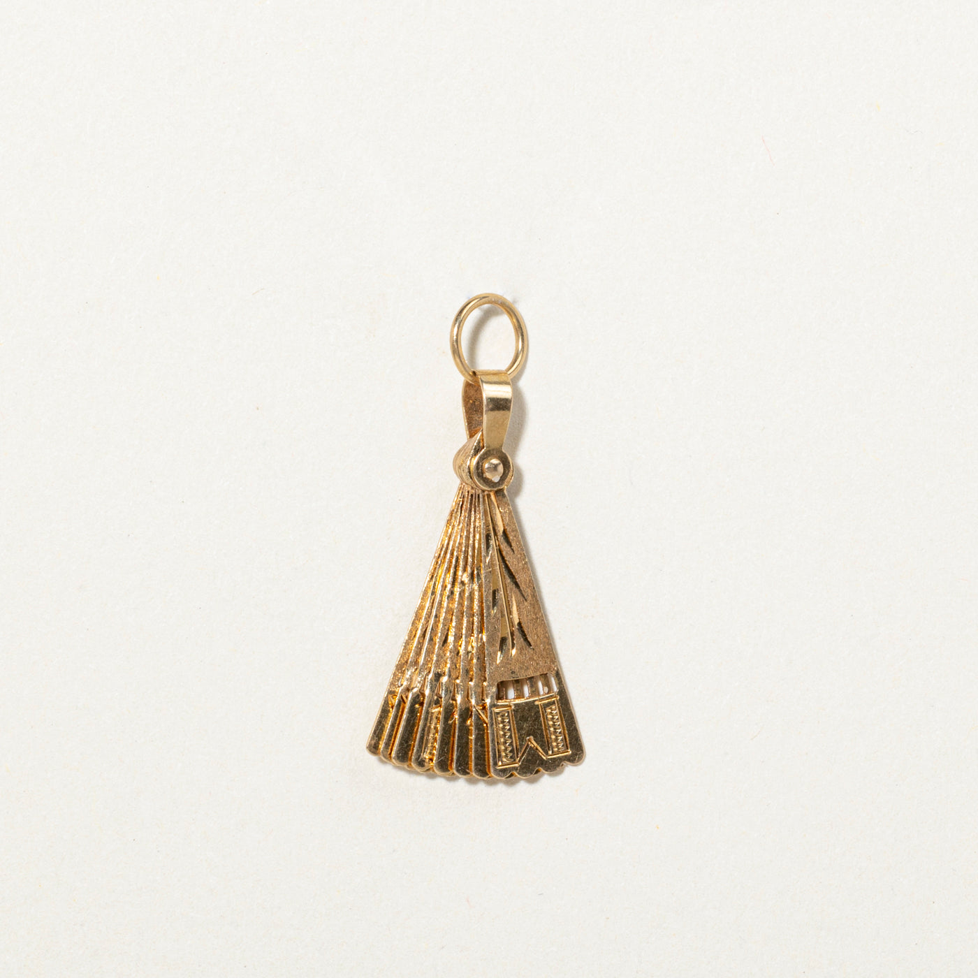 17k Yellow Gold Fan Charm